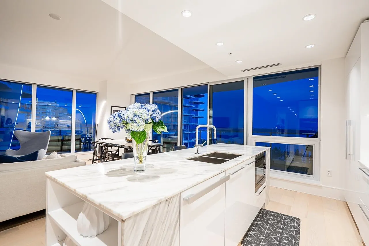 1805 1500 Martin Street