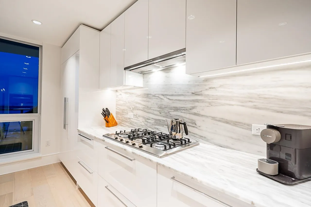 1805 1500 Martin Street