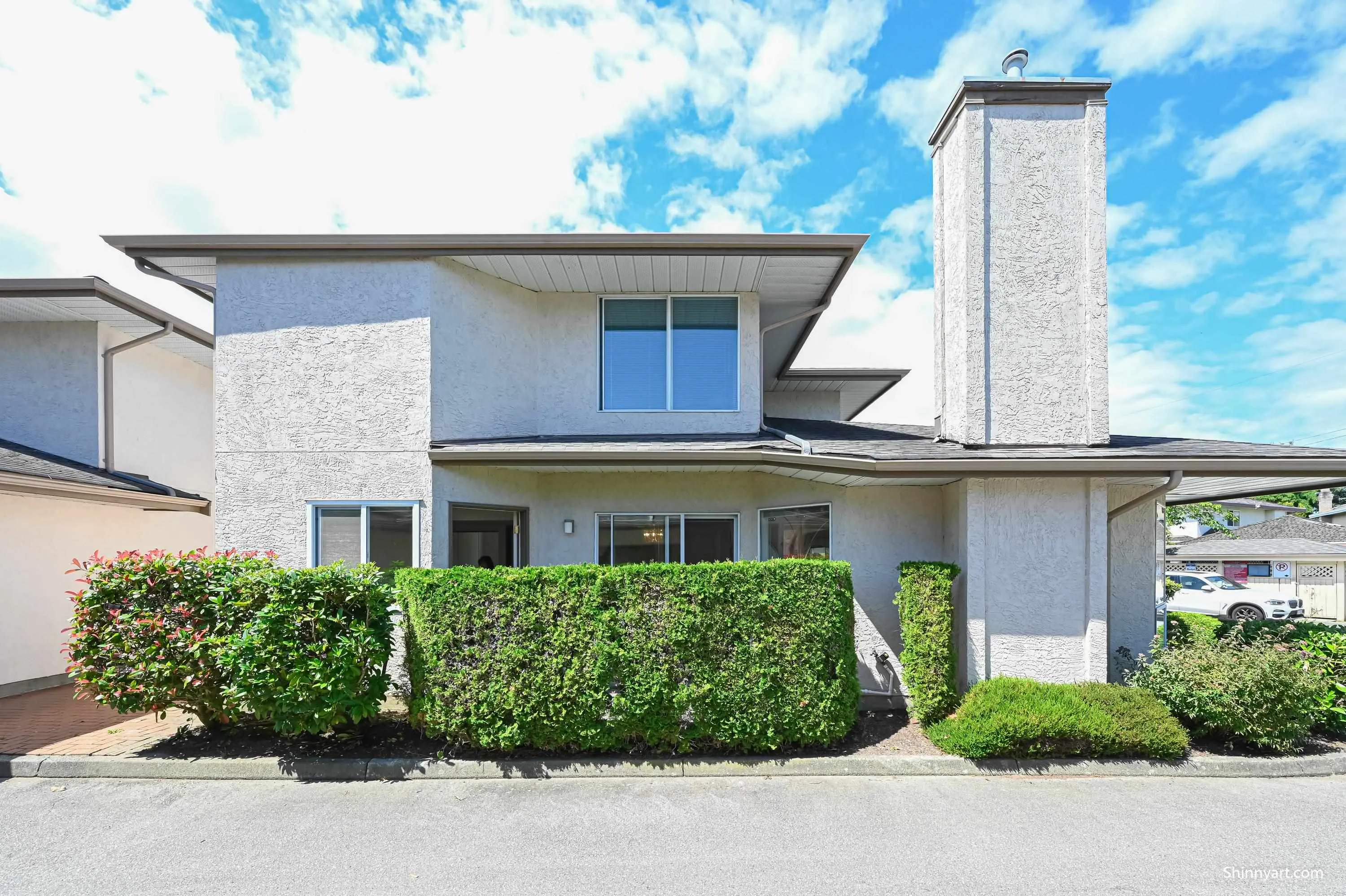 9 7711 Williams Road