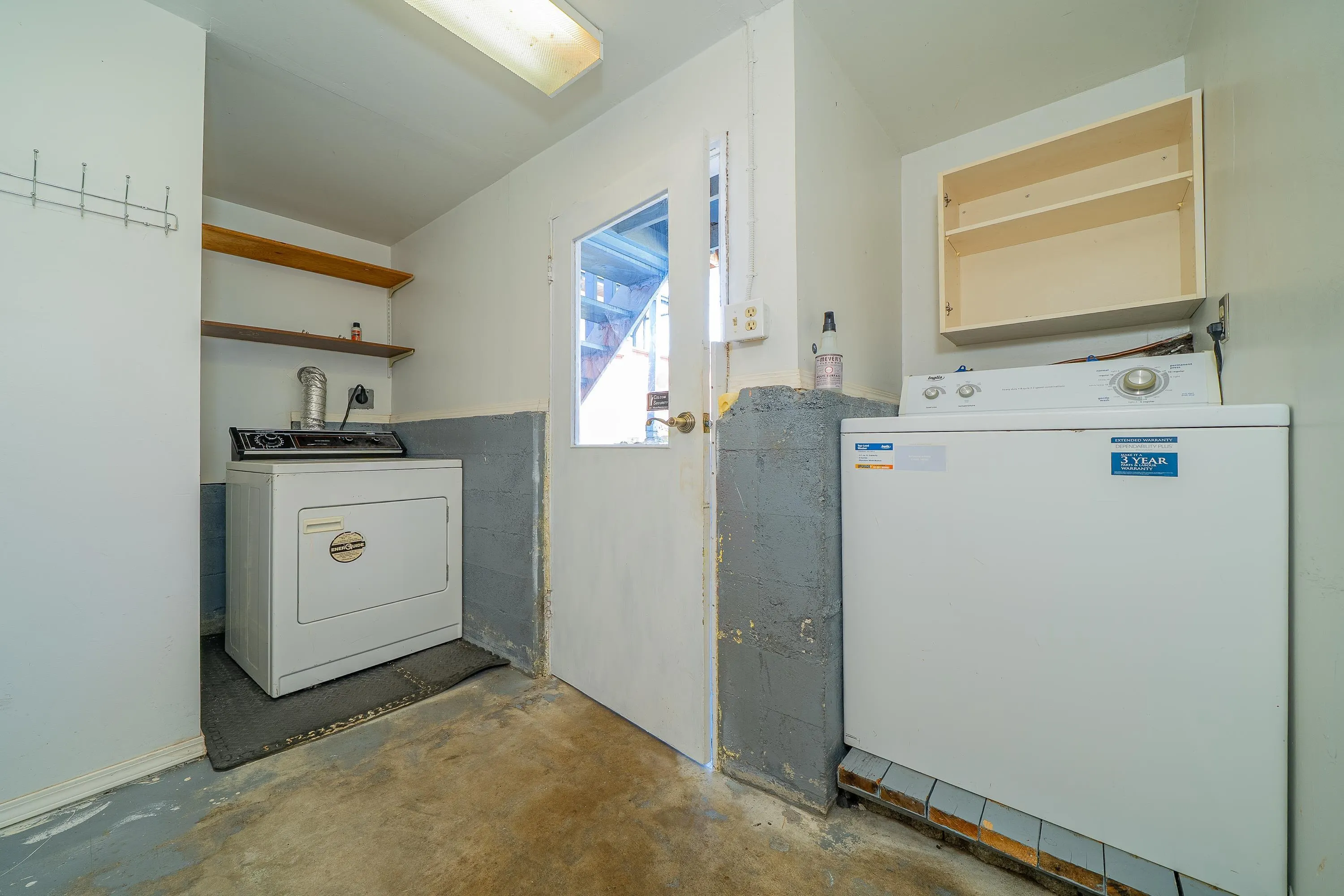 432 W 25th Street