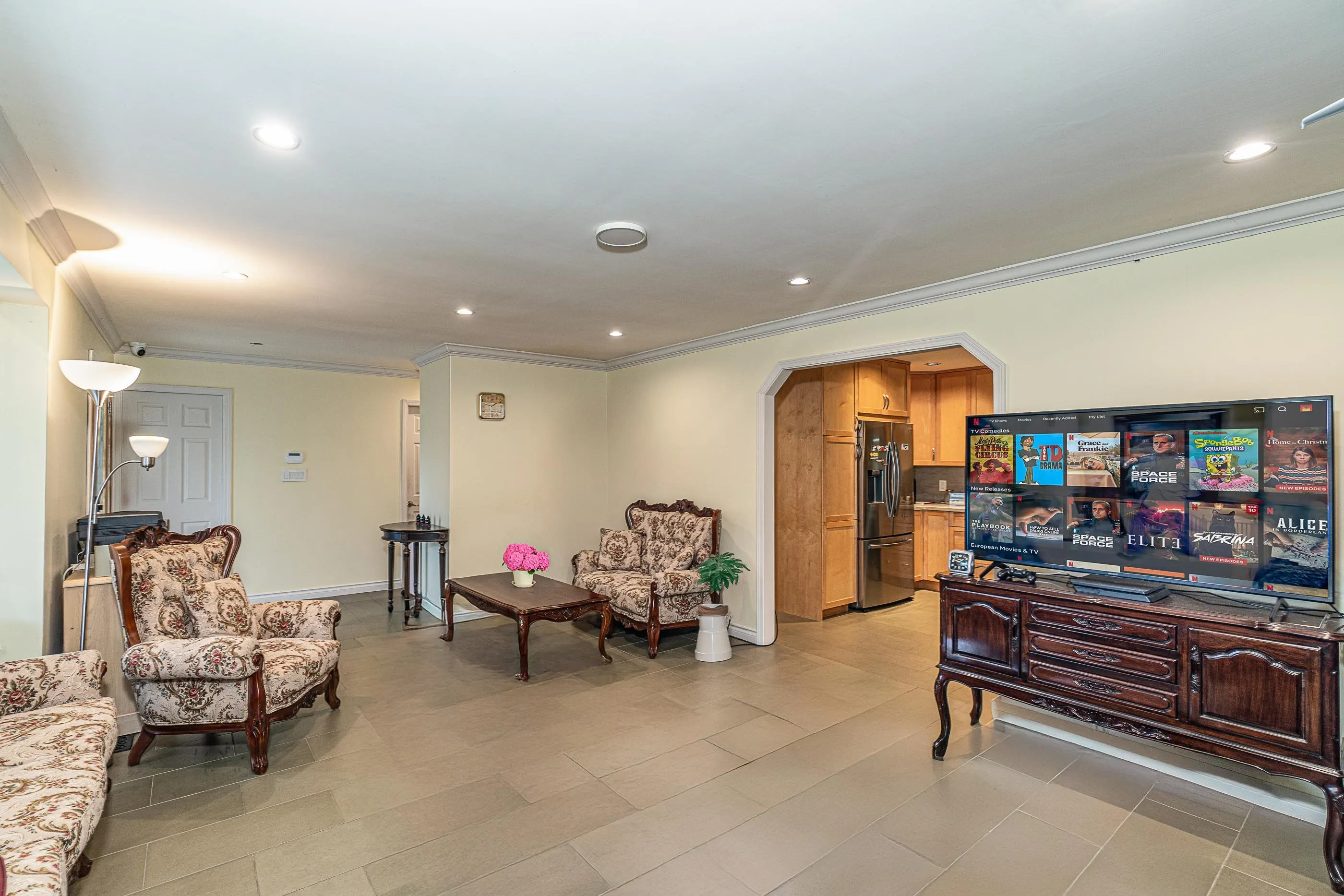10060 Swinton Crescent
