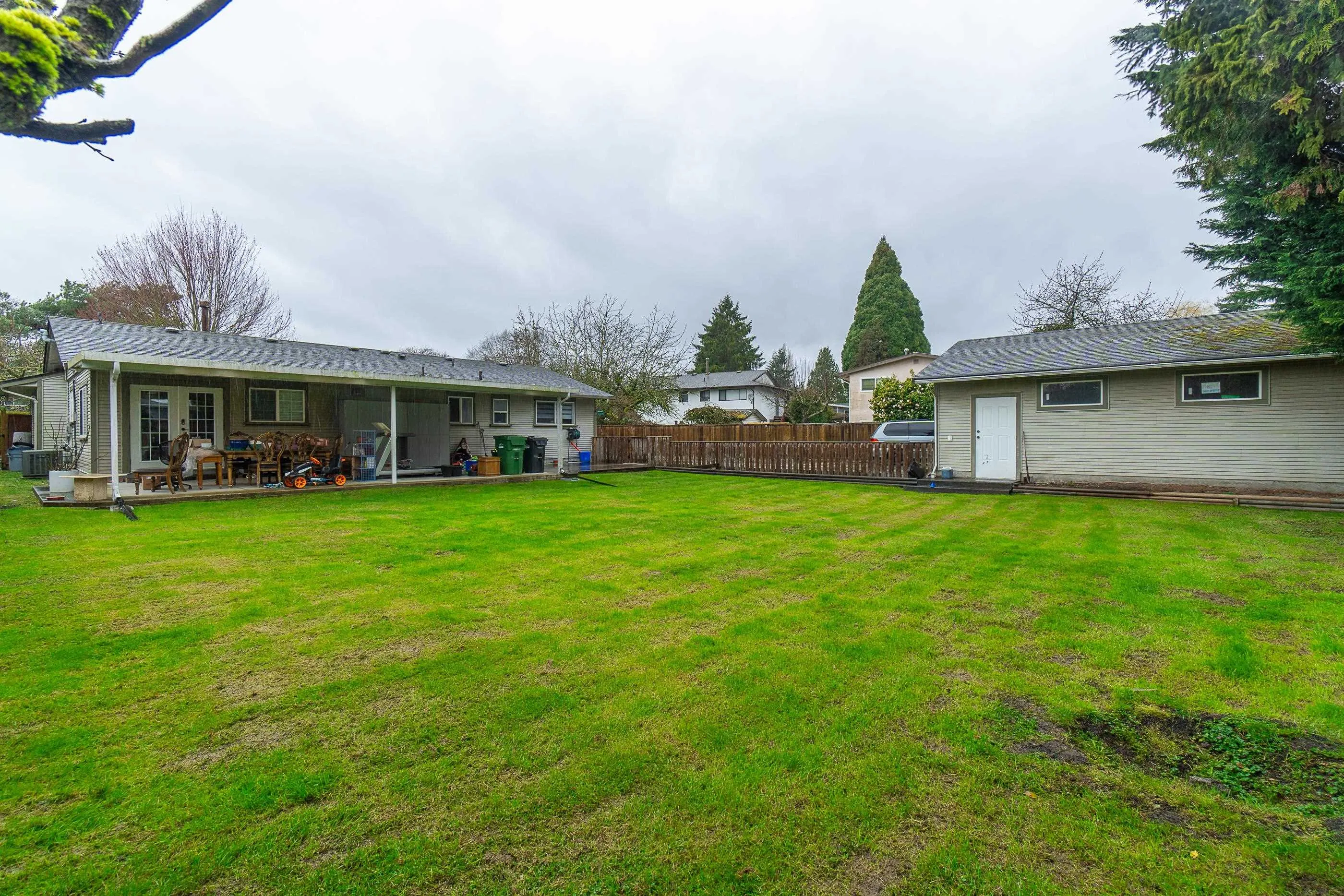 10060 Swinton Crescent