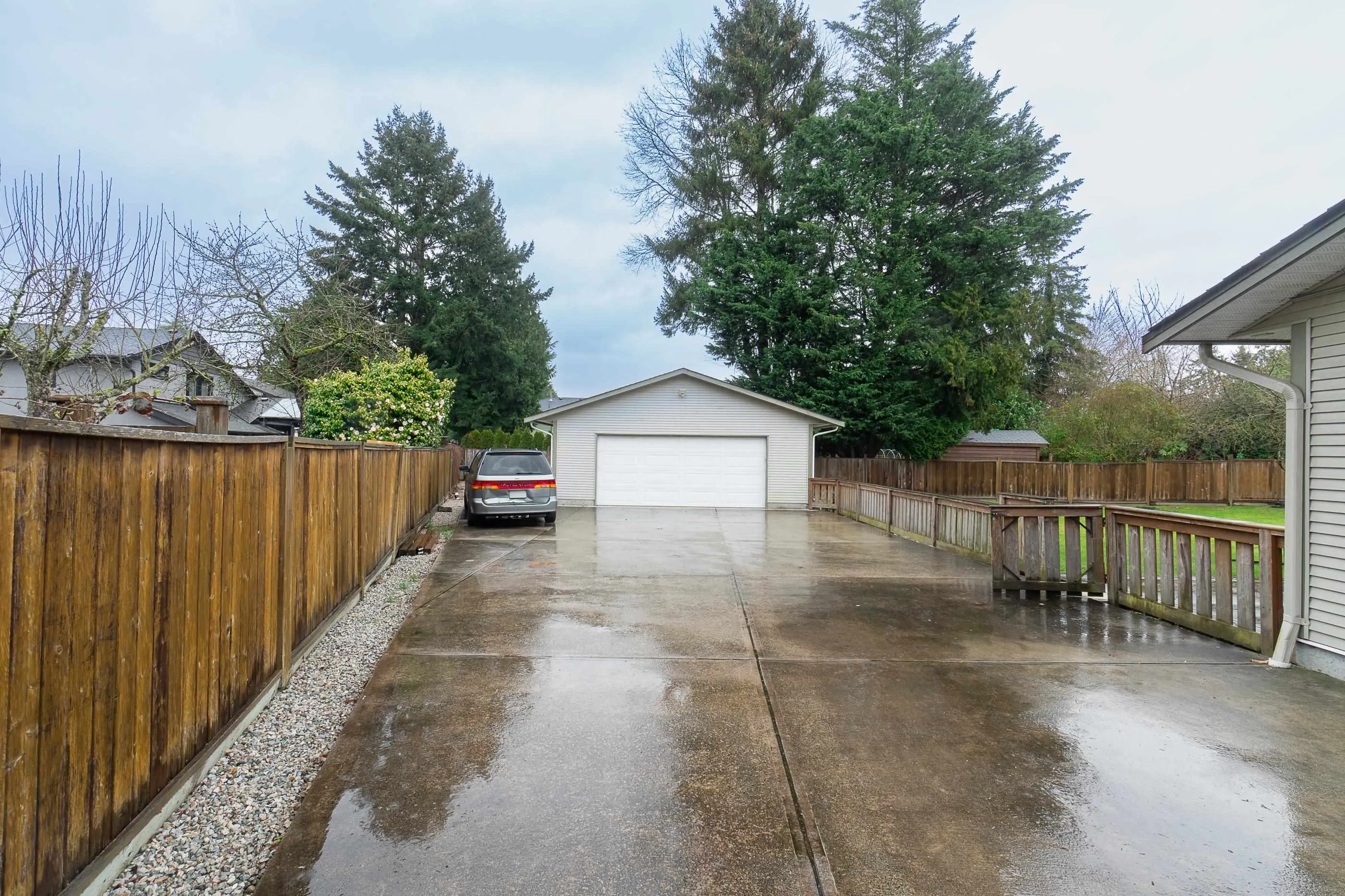 10060 Swinton Crescent