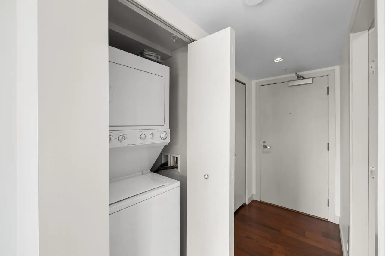 307 1808 W 3rd Avenue