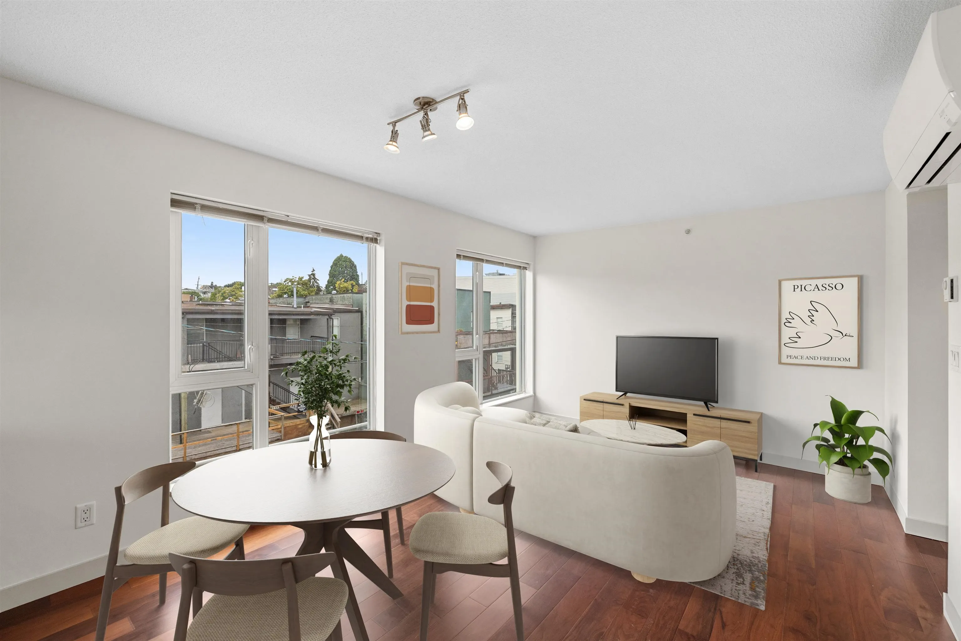 307 1808 W 3rd Avenue