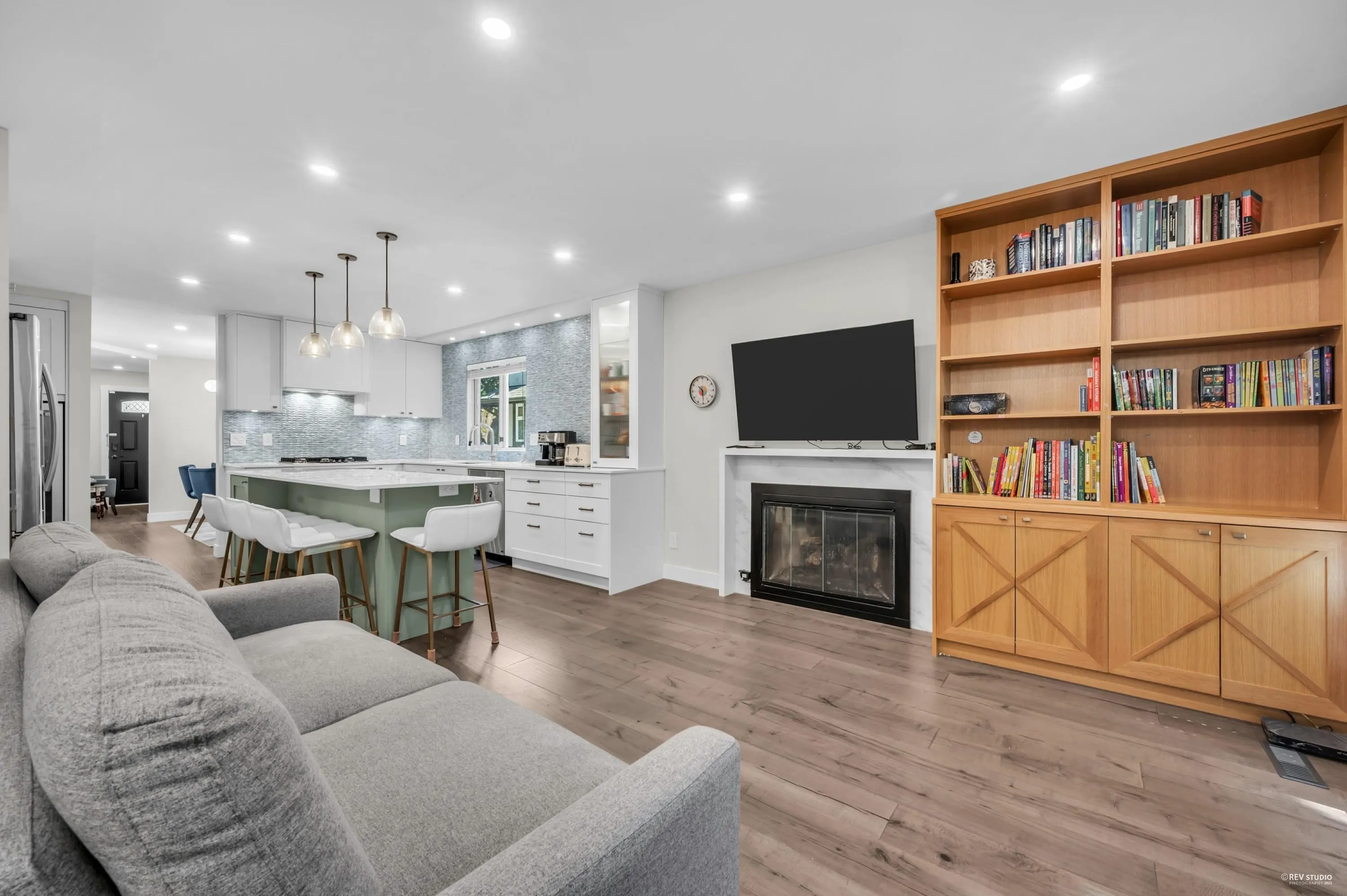860 Ruckle Court