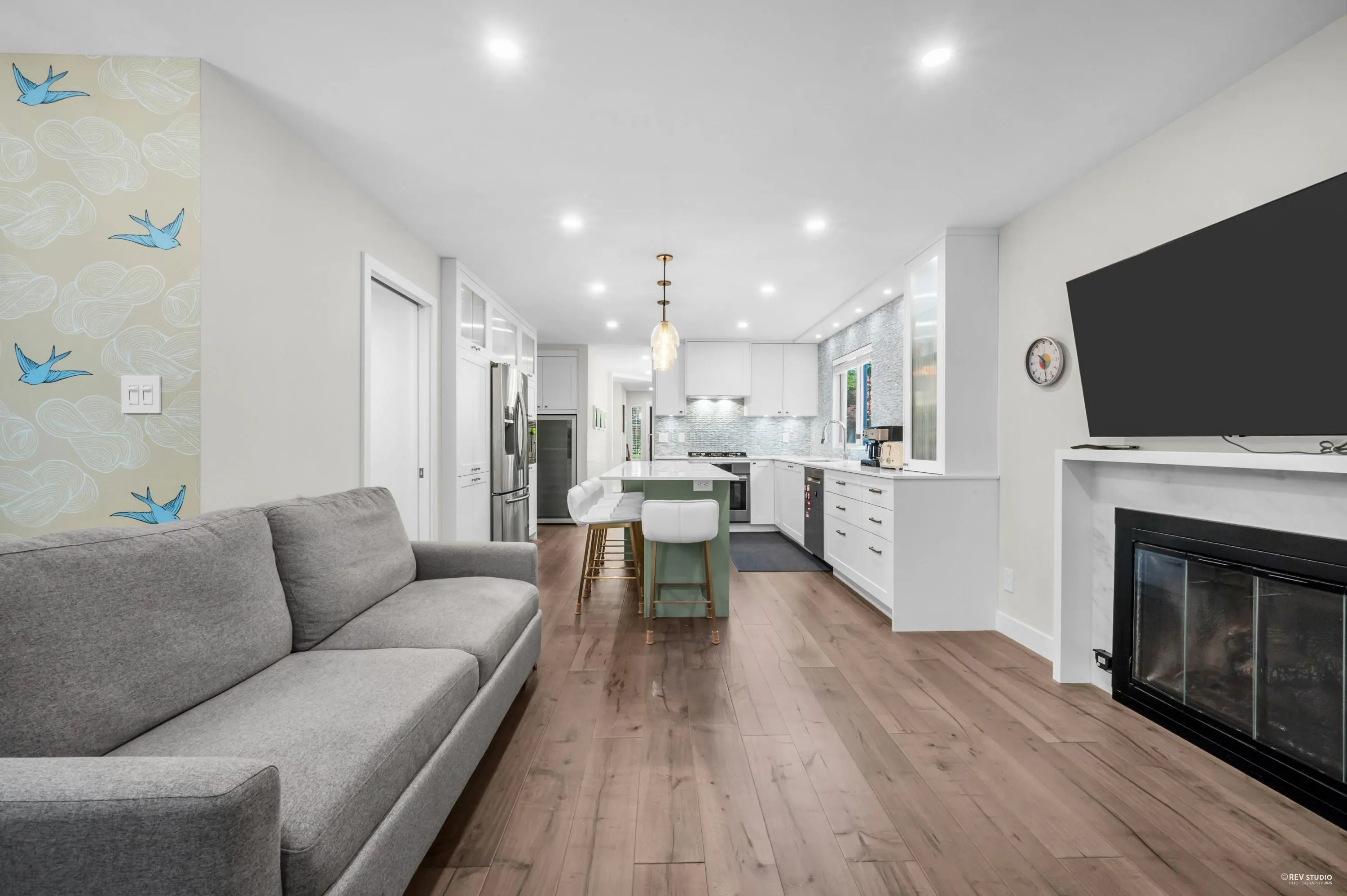 860 Ruckle Court