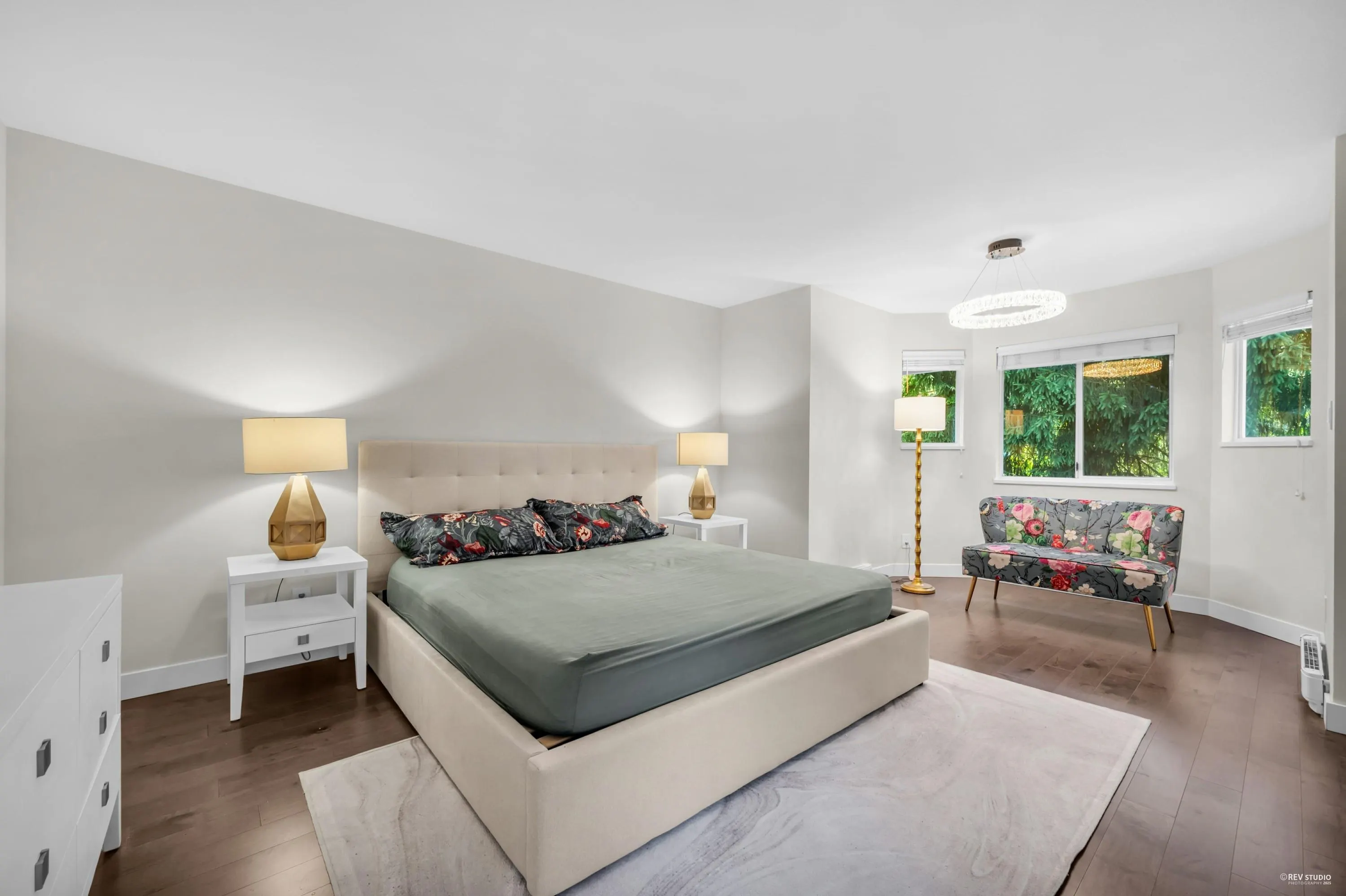 860 Ruckle Court