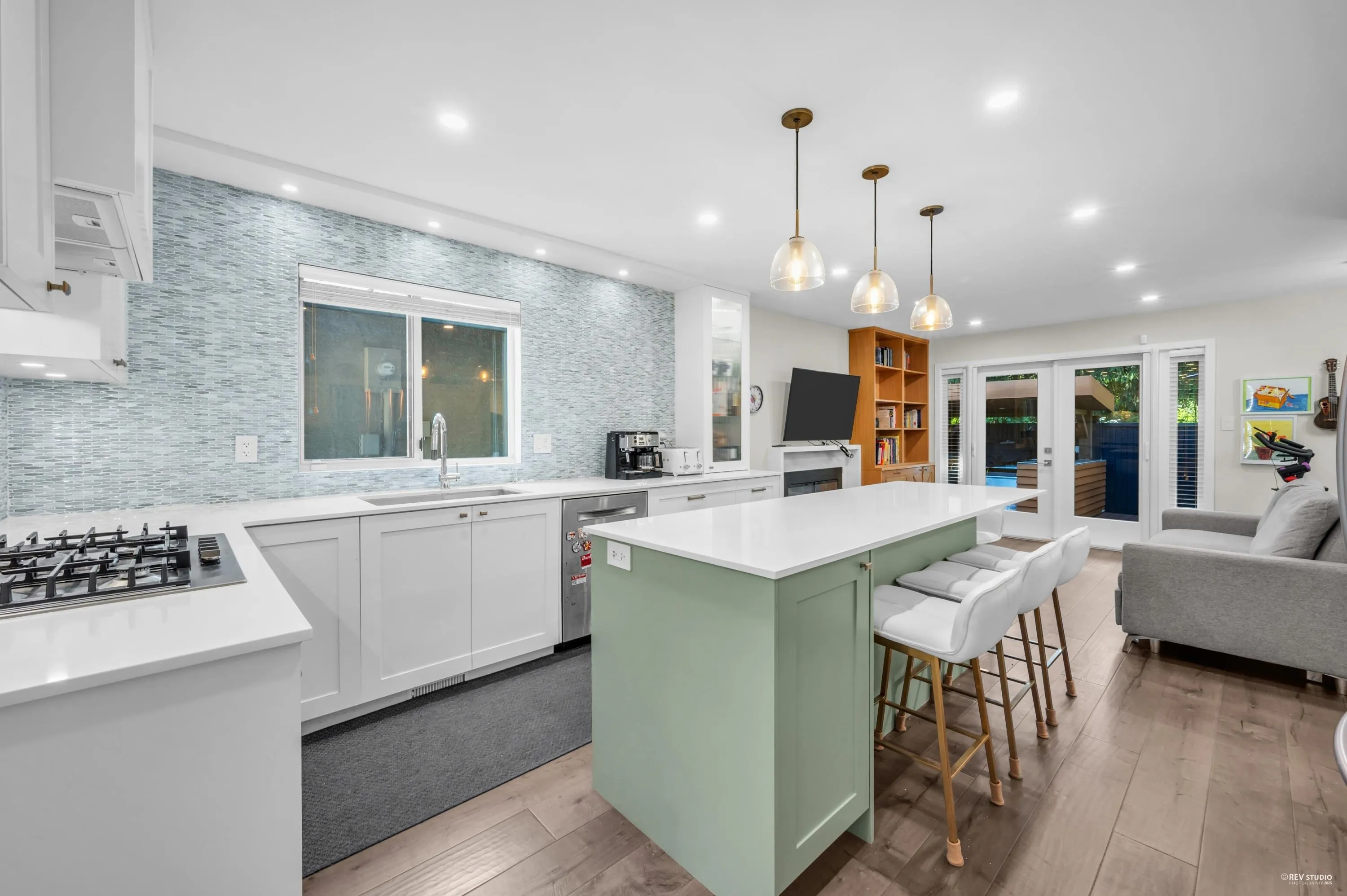 860 Ruckle Court
