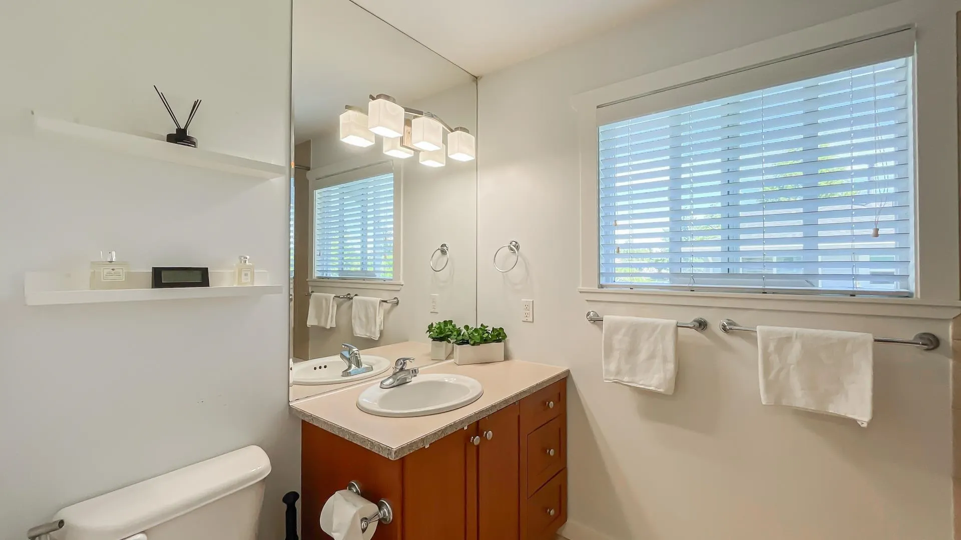 6 4791 Steveston Highway