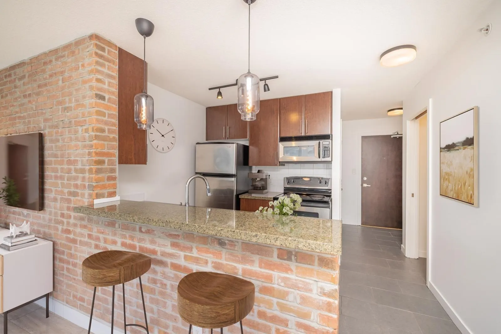 2703 58 Keefer Place