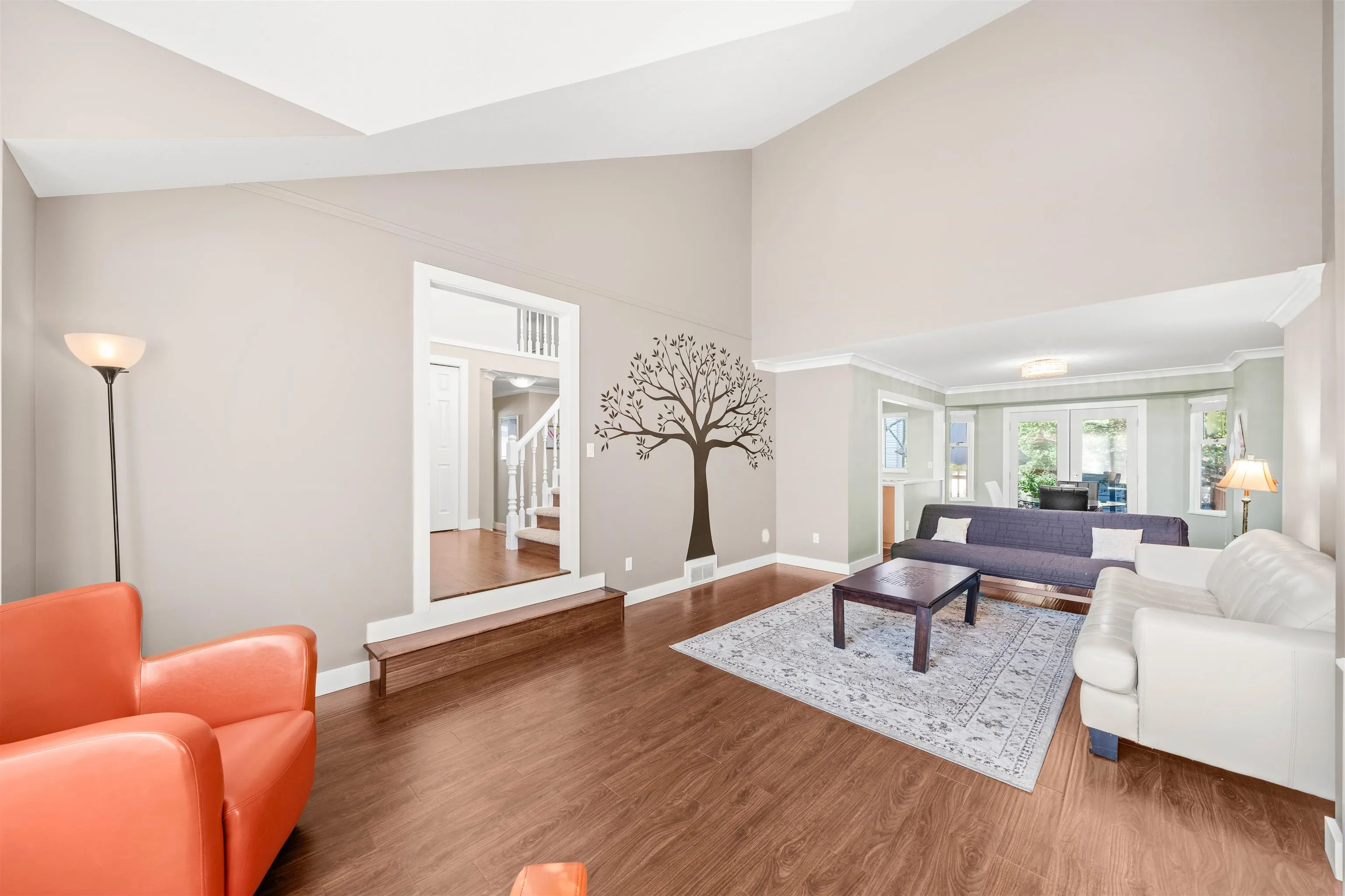 21558 86a Crescent