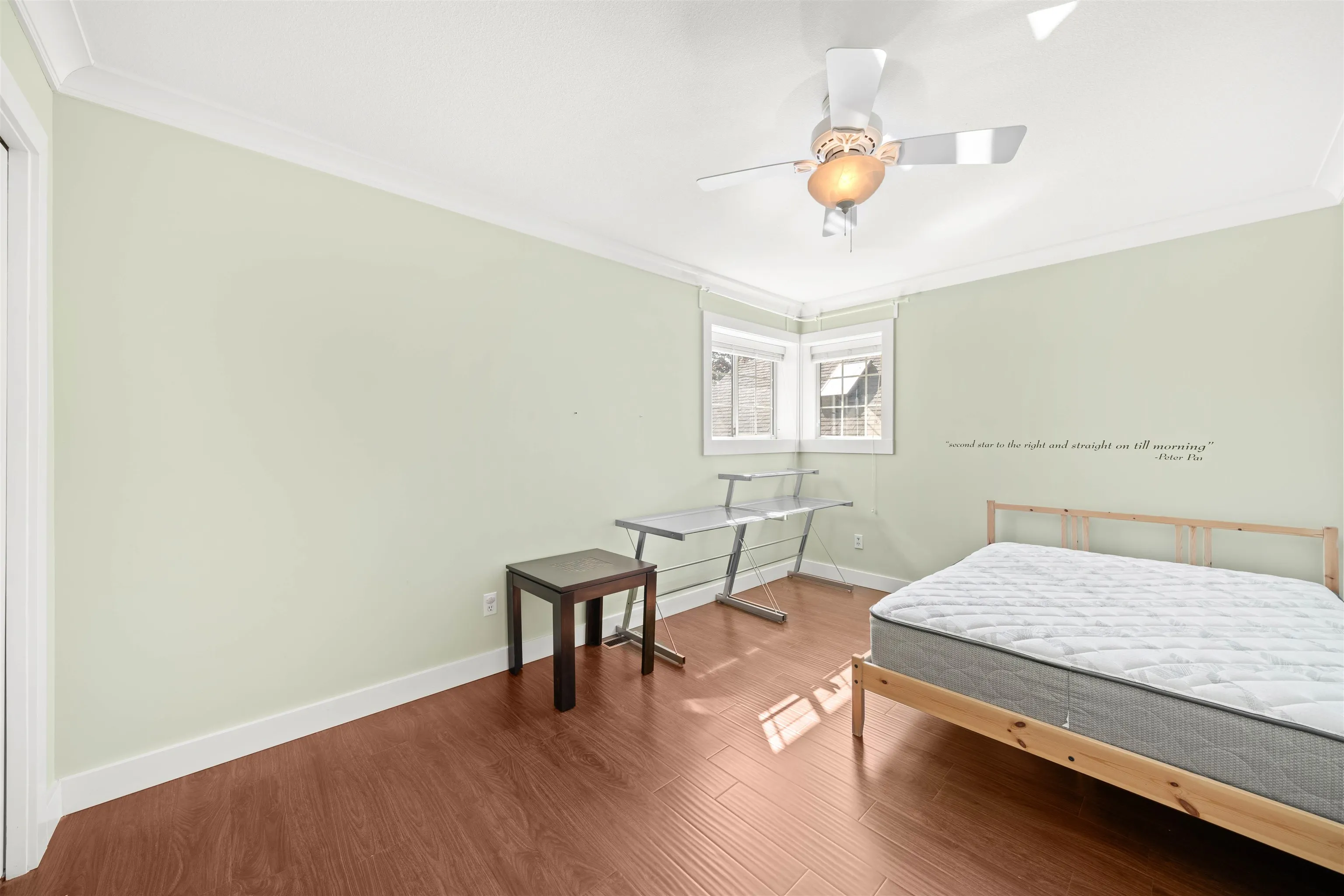 21558 86a Crescent