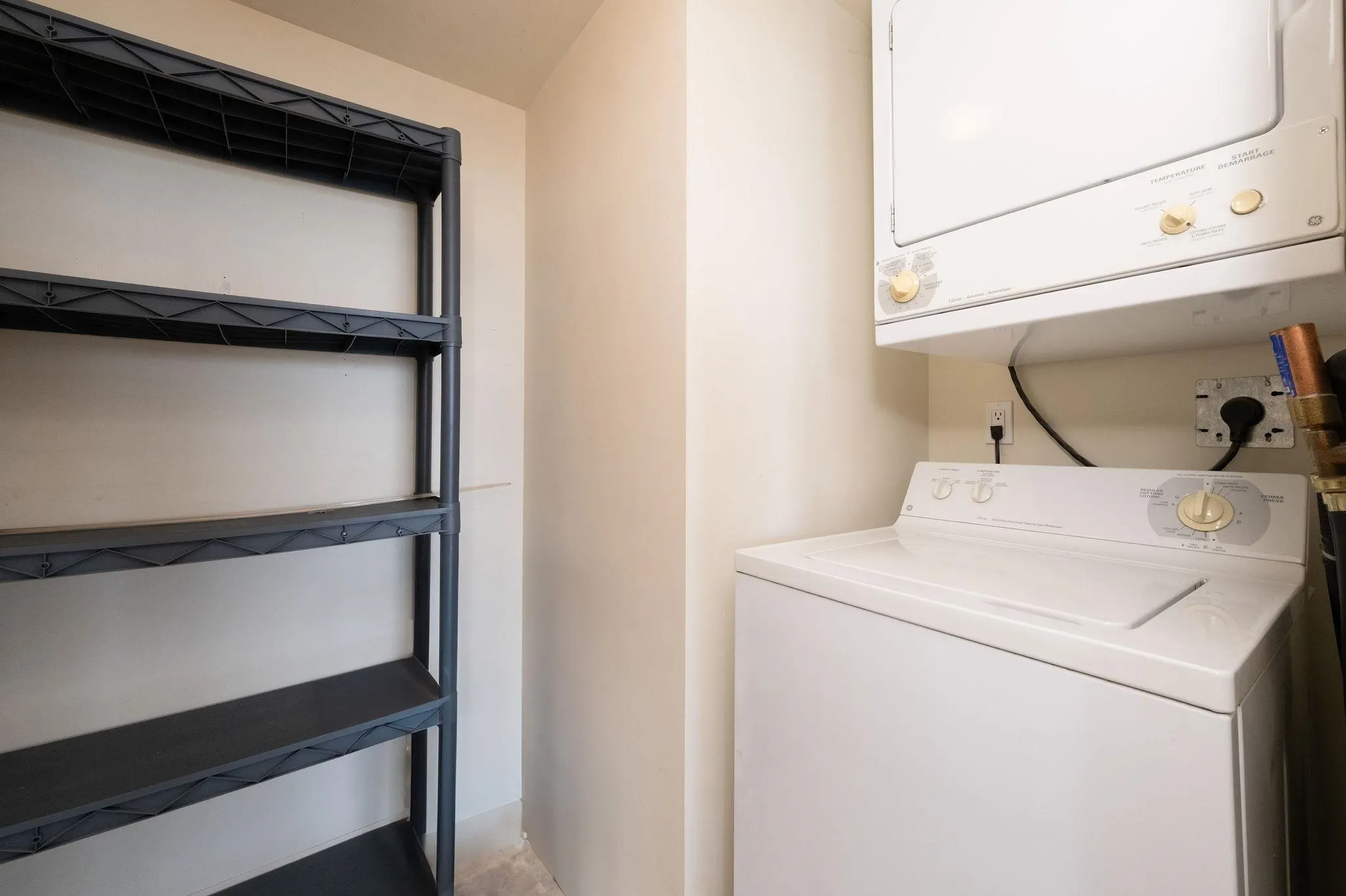 1702 8180 Granville Avenue