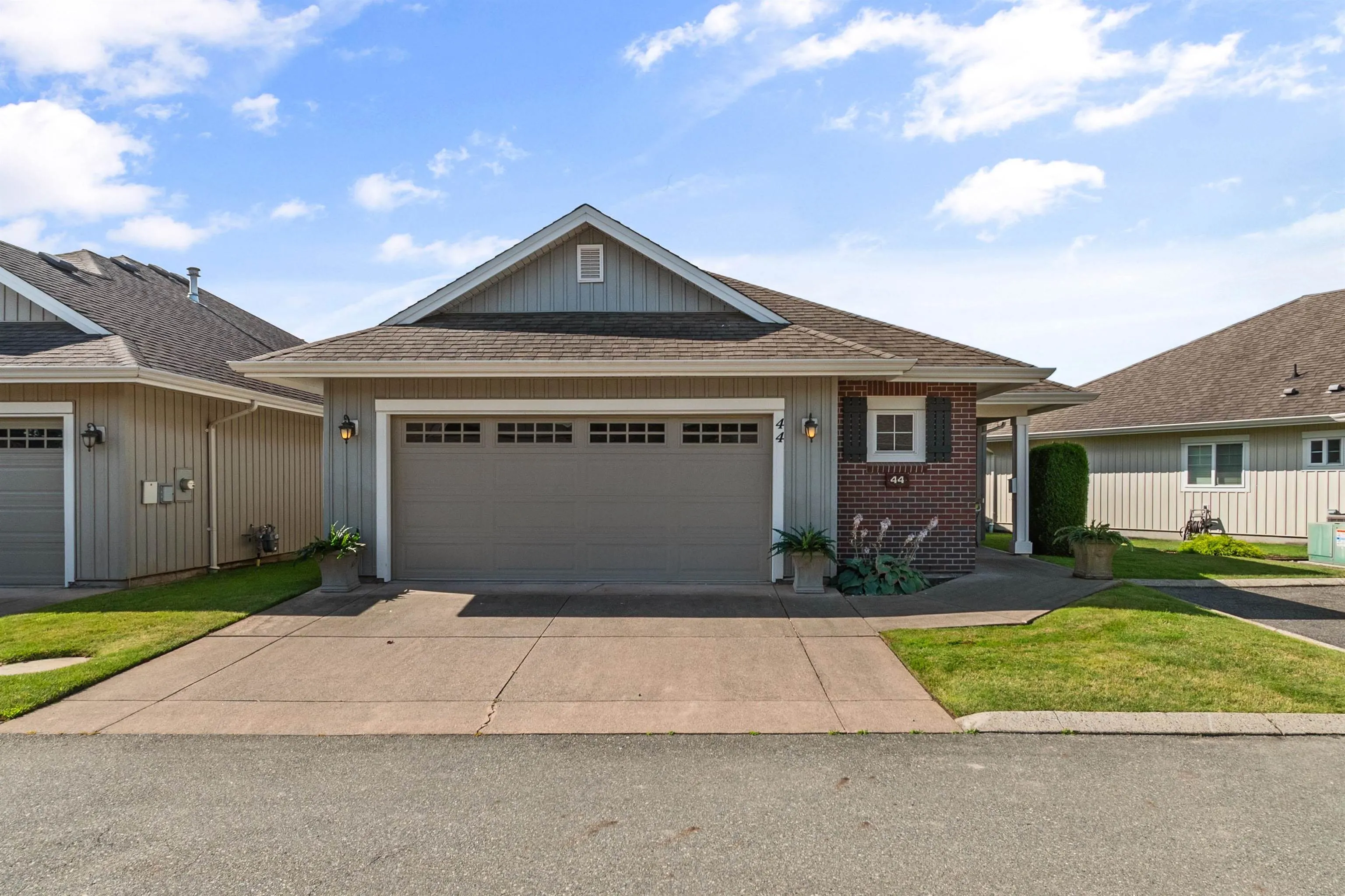 44 45824 Stevenson Road