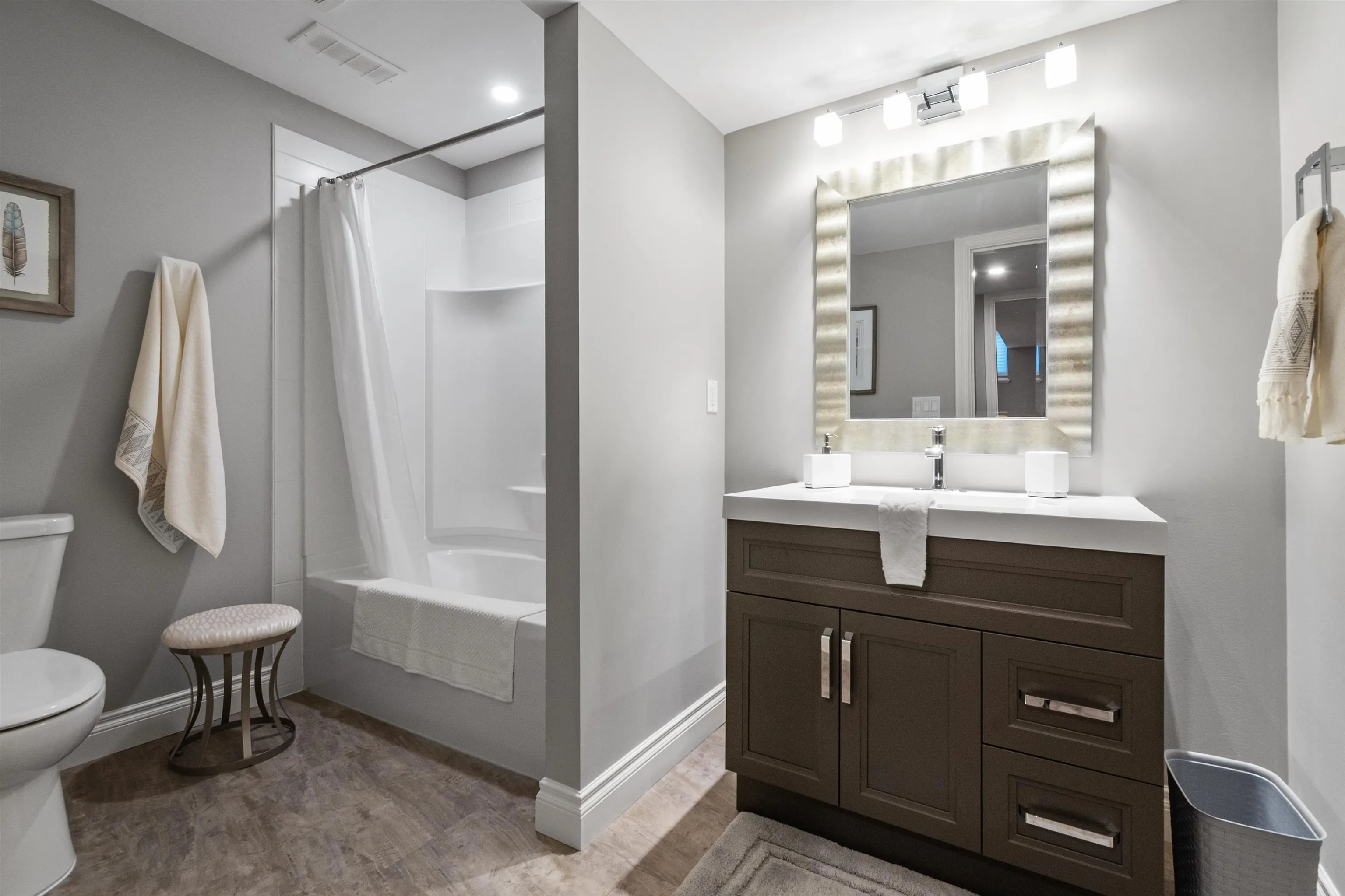 44 45824 Stevenson Road