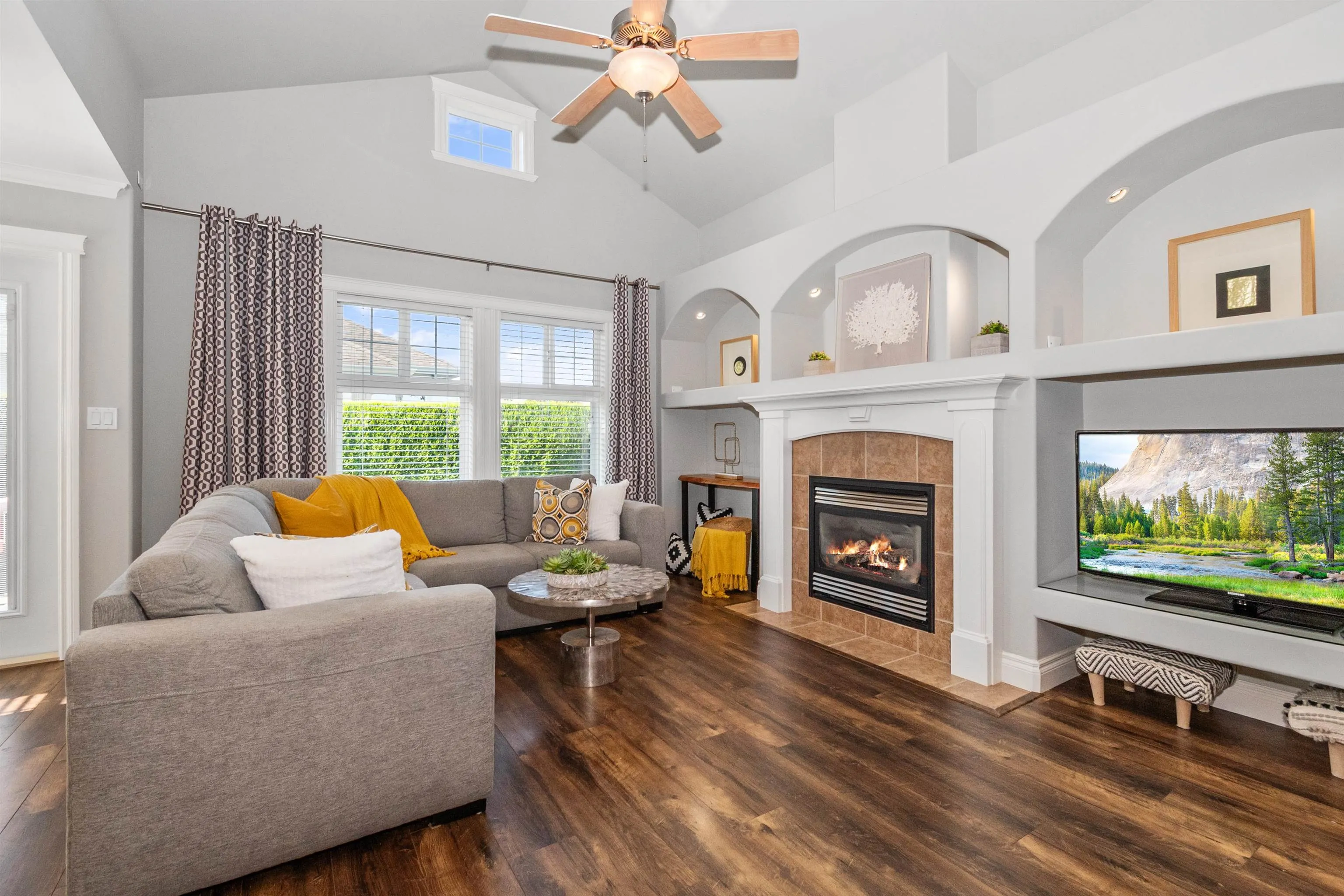 44 45824 Stevenson Road