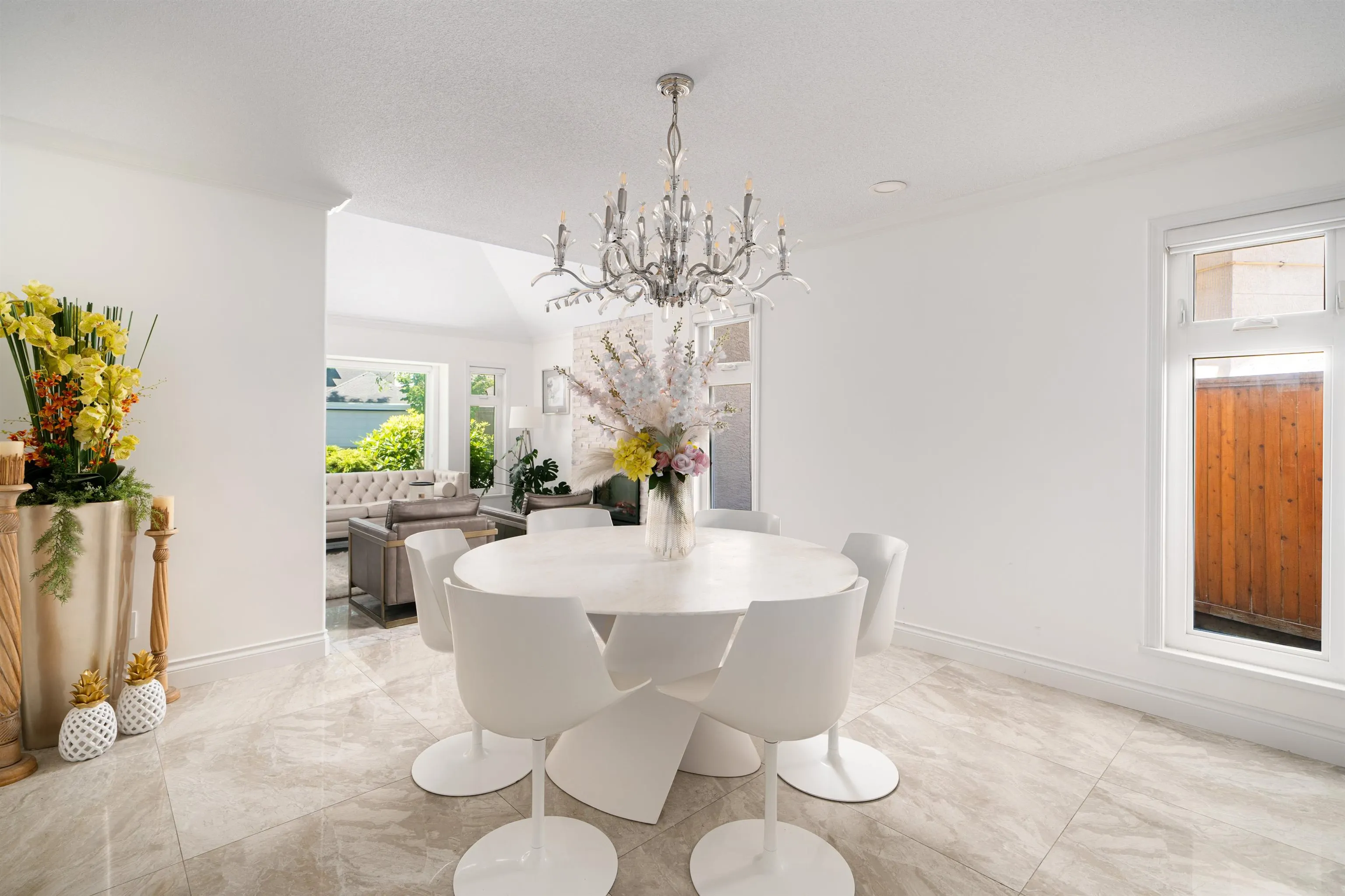 5653 Cornwall Drive