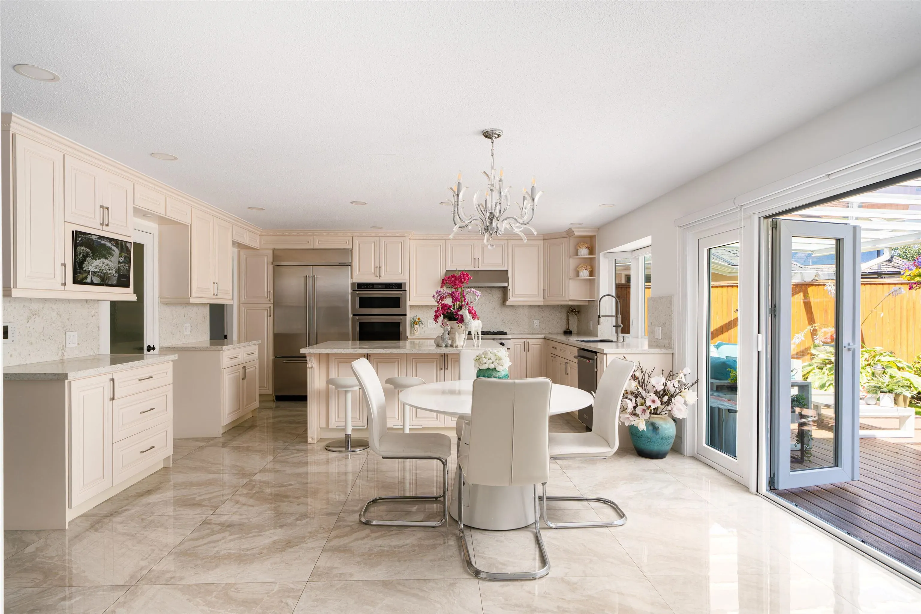 5653 Cornwall Drive
