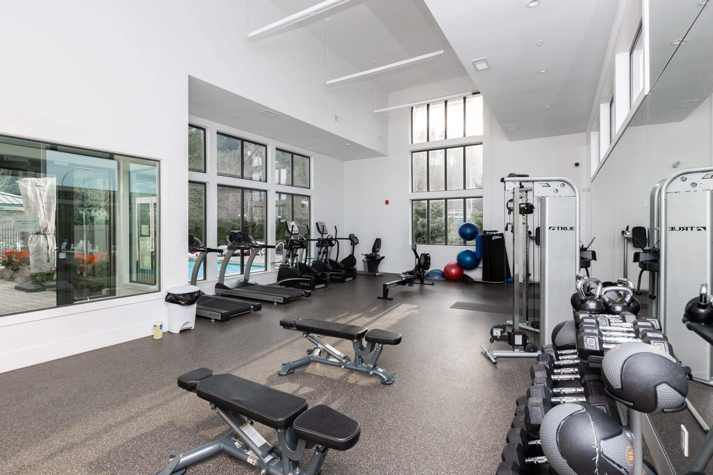42 4716 Orca Way