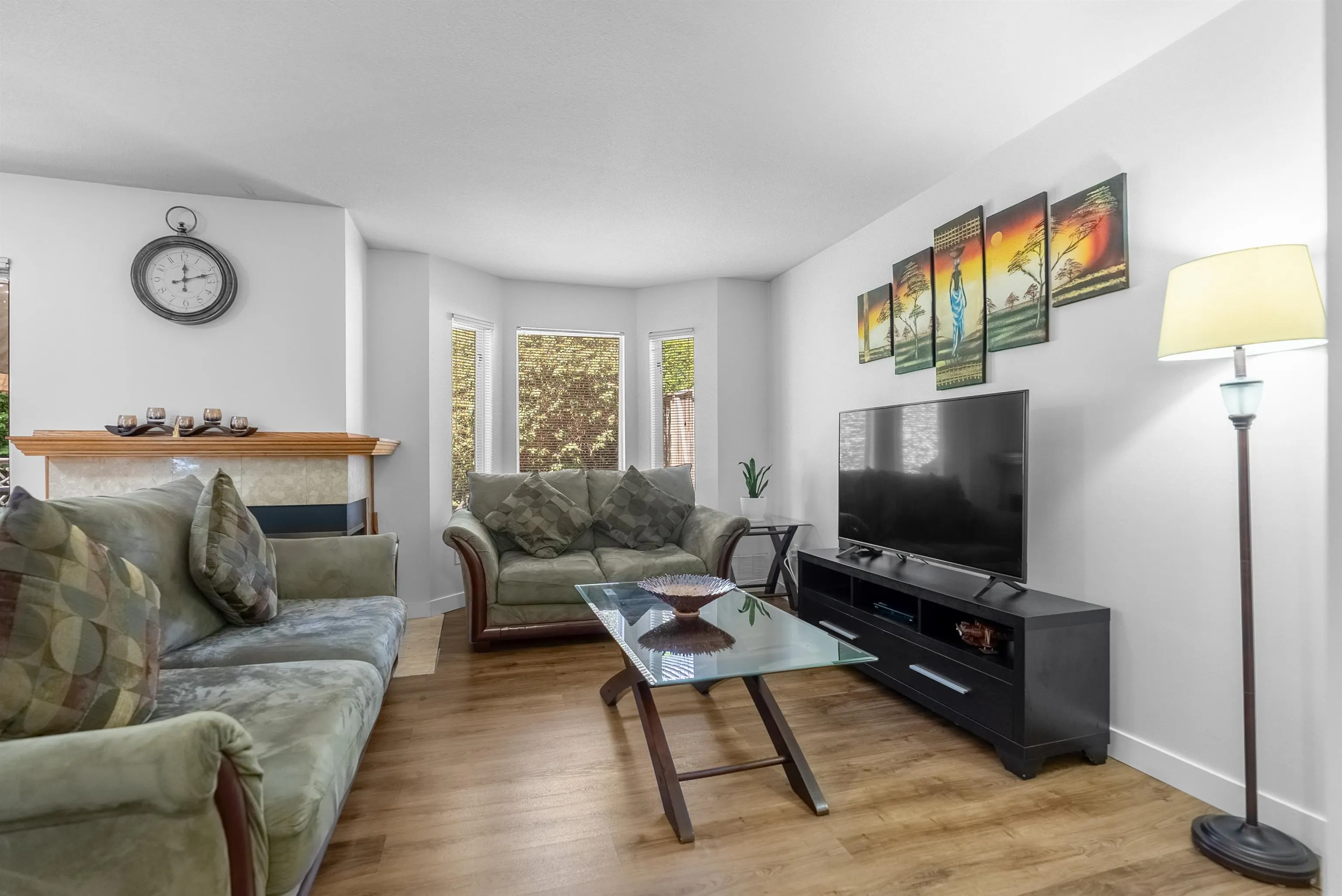 3 10056 154 Street