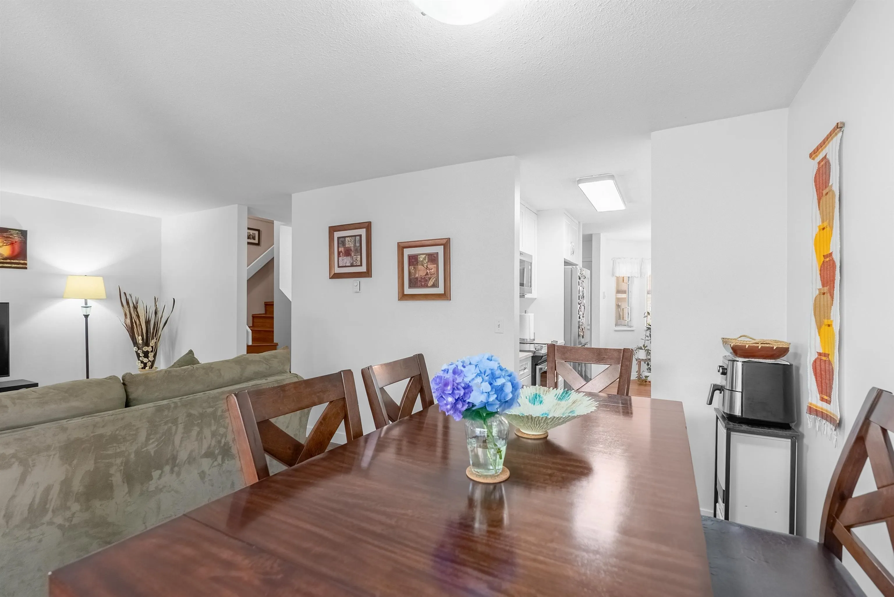 3 10056 154 Street