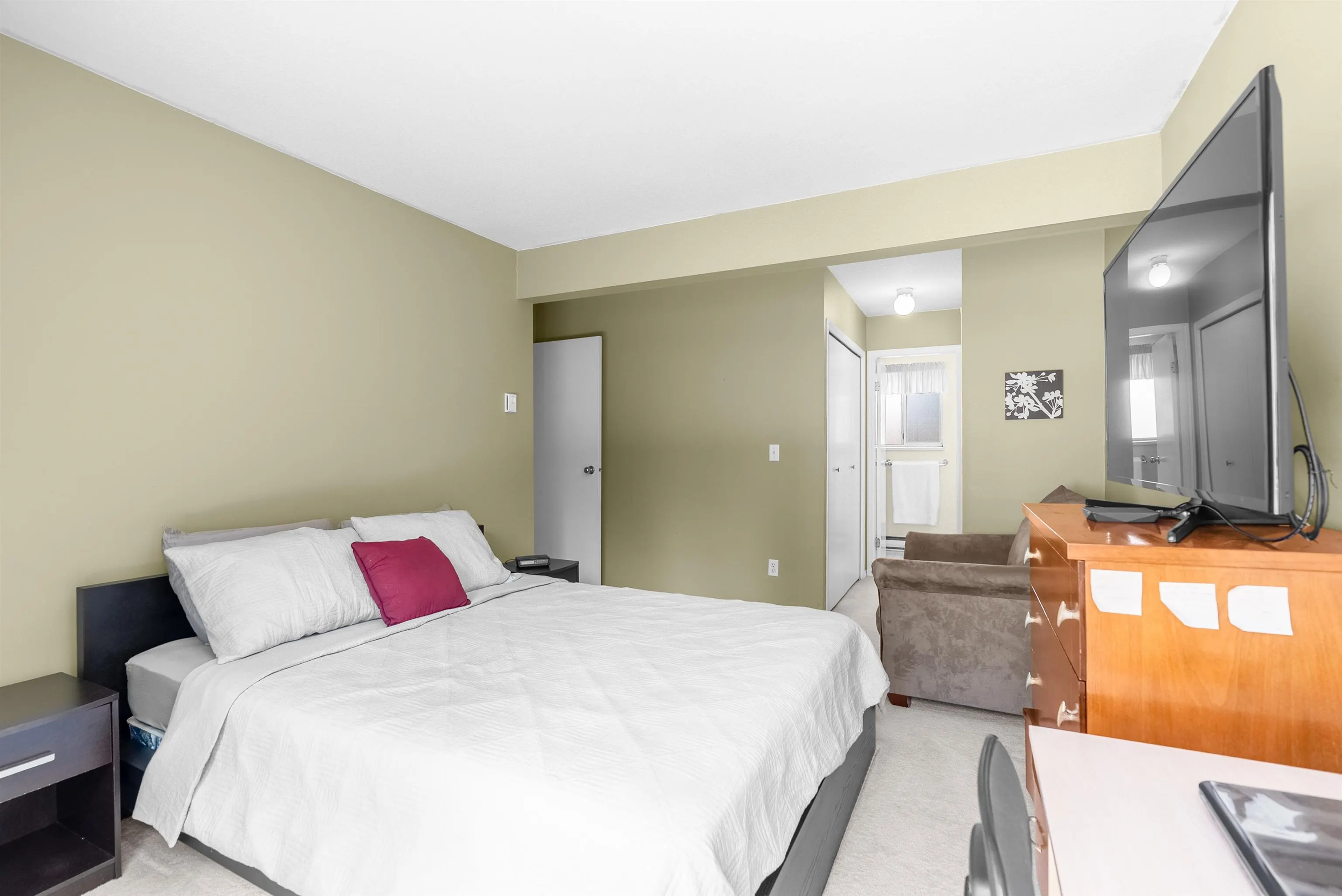 3 10056 154 Street