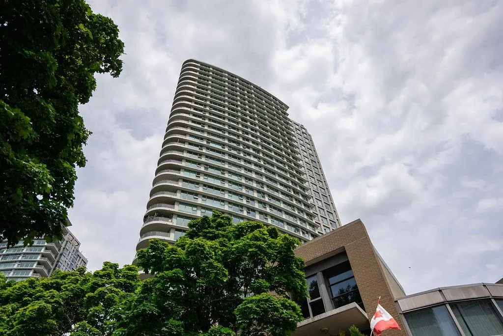 3706 1009 Expo Boulevard