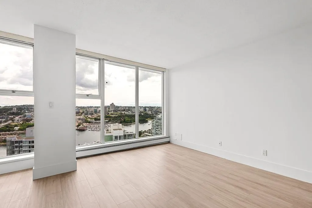 3706 1009 Expo Boulevard