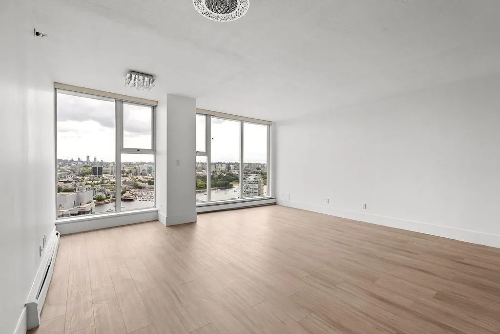 3706 1009 Expo Boulevard