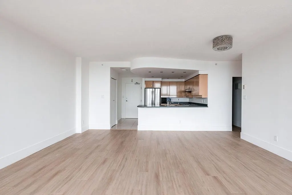 3706 1009 Expo Boulevard