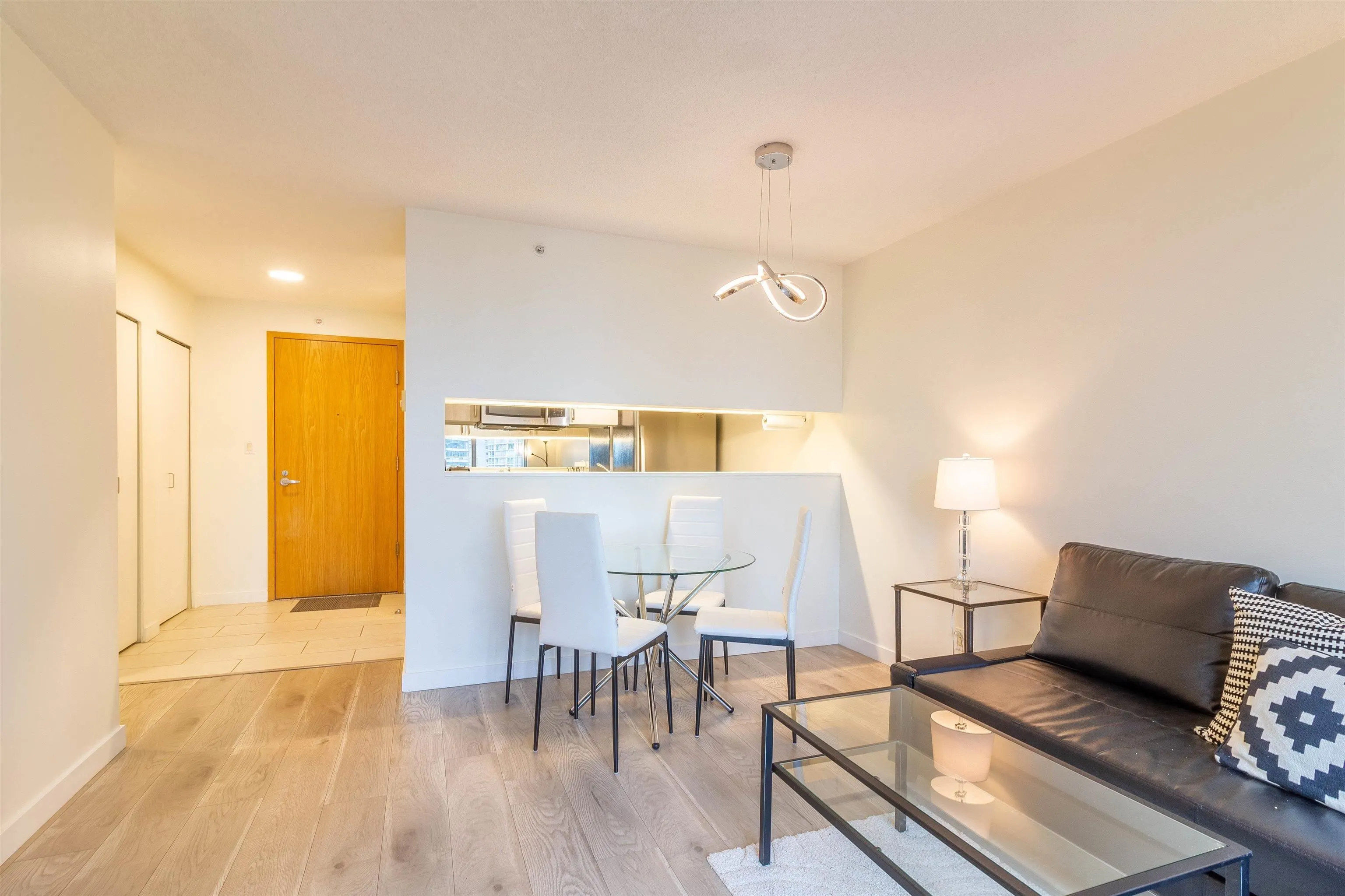 1203 1200 Georgia Street