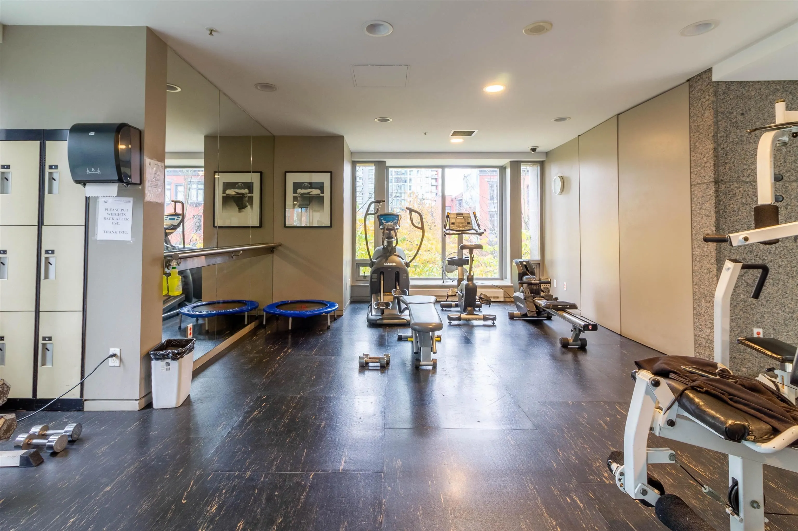 1203 1200 Georgia Street