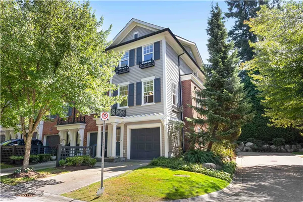 32 102 Fraser Street