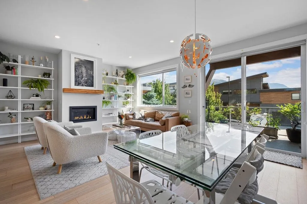 41320 Horizon Drive