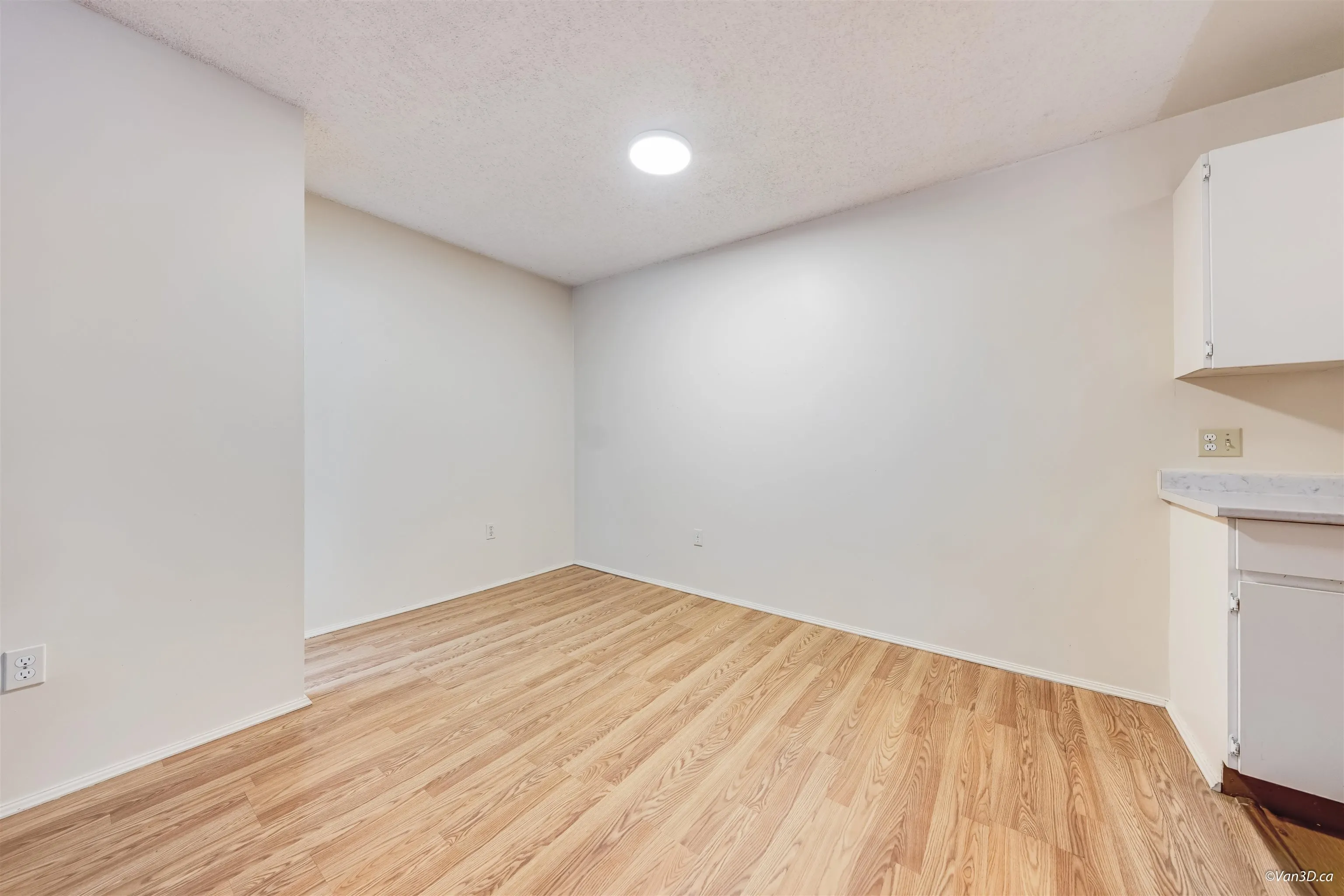 202 14925 100 Avenue