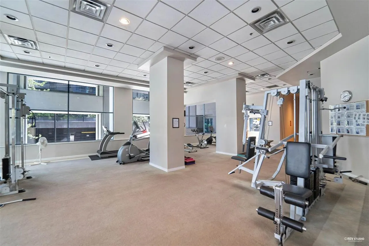 1801 1415 W Georgia Street