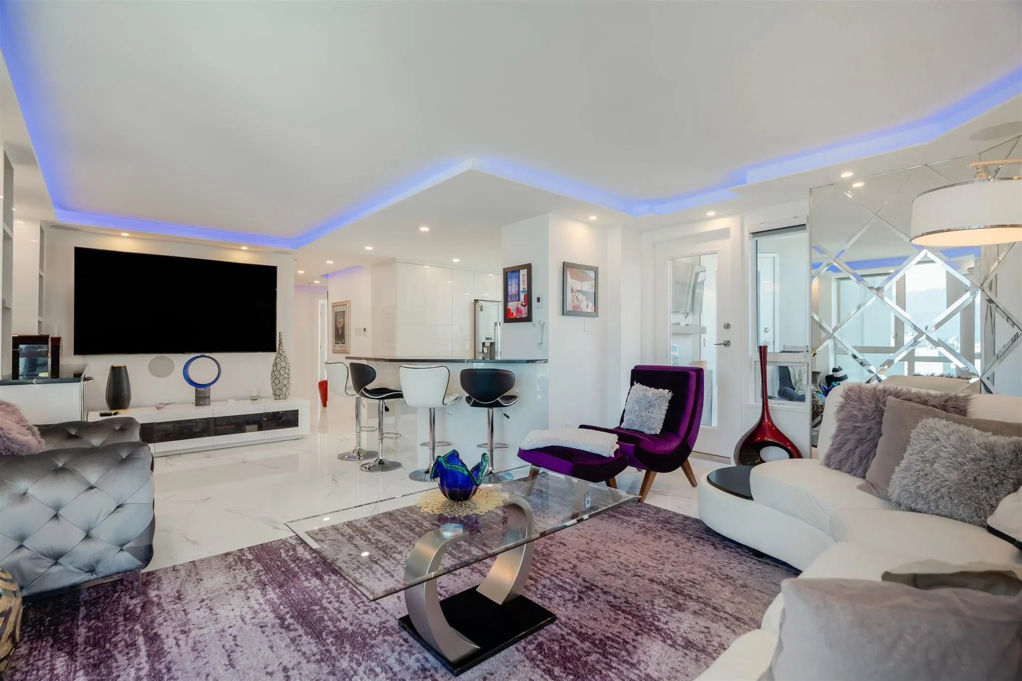 1801 1415 W Georgia Street