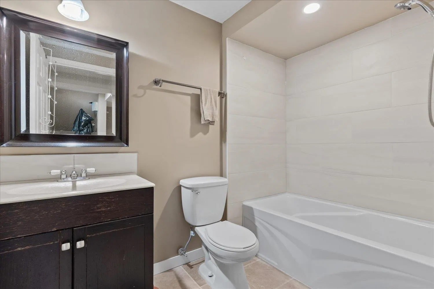 45704 Safflower Crescent