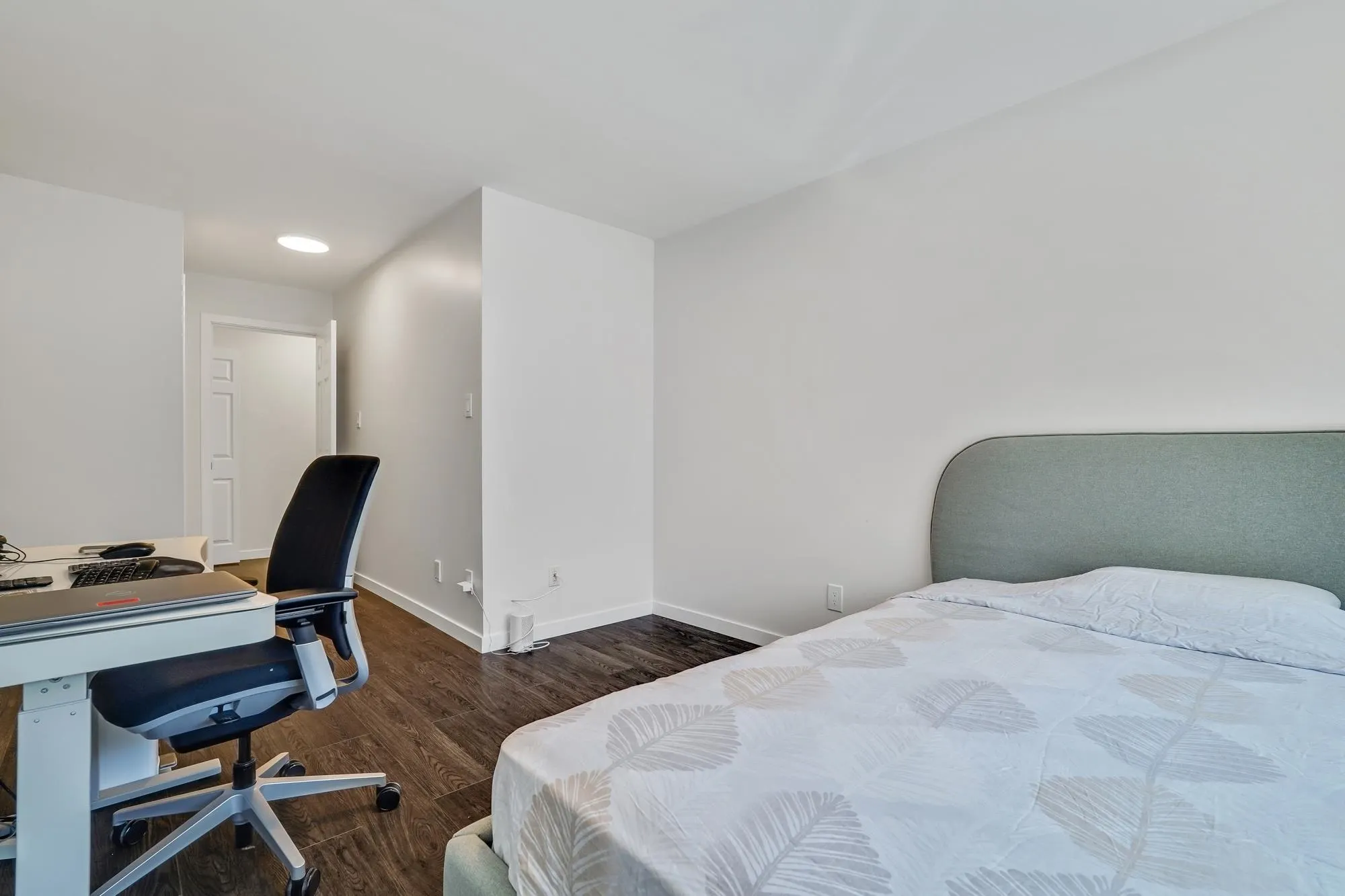 9 7760 Minoru Boulevard