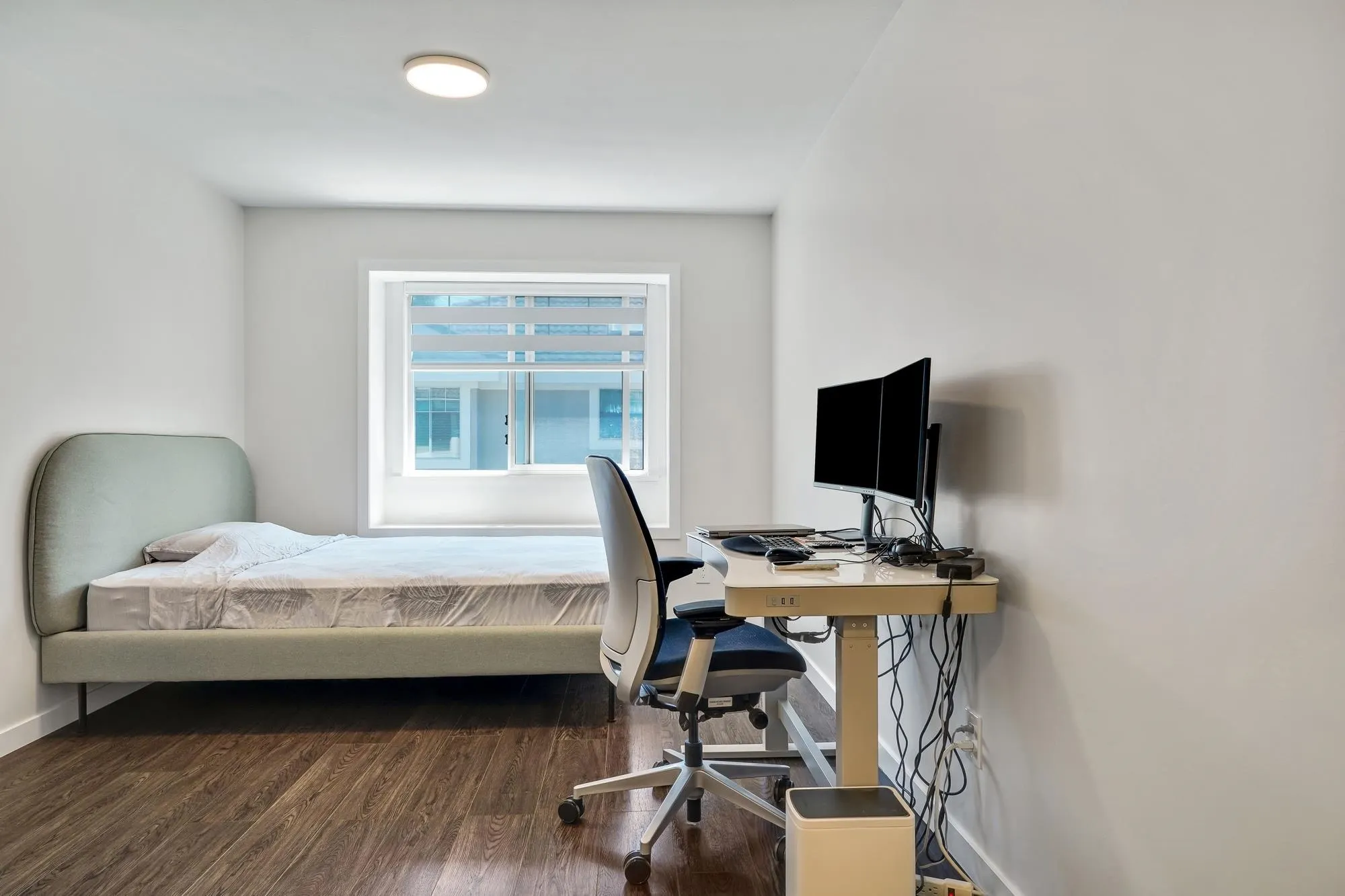 9 7760 Minoru Boulevard