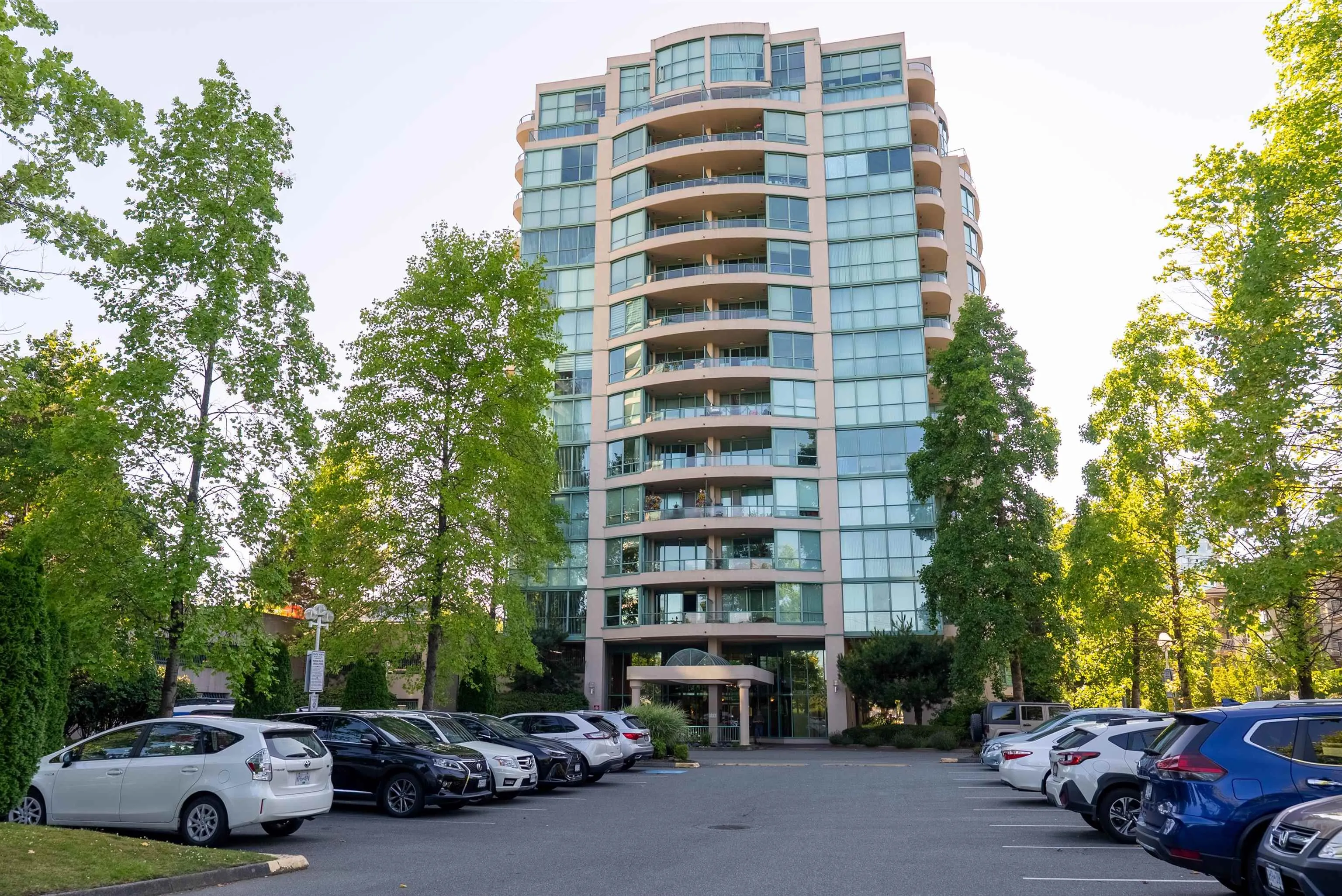1501 8871 Lansdowne Road