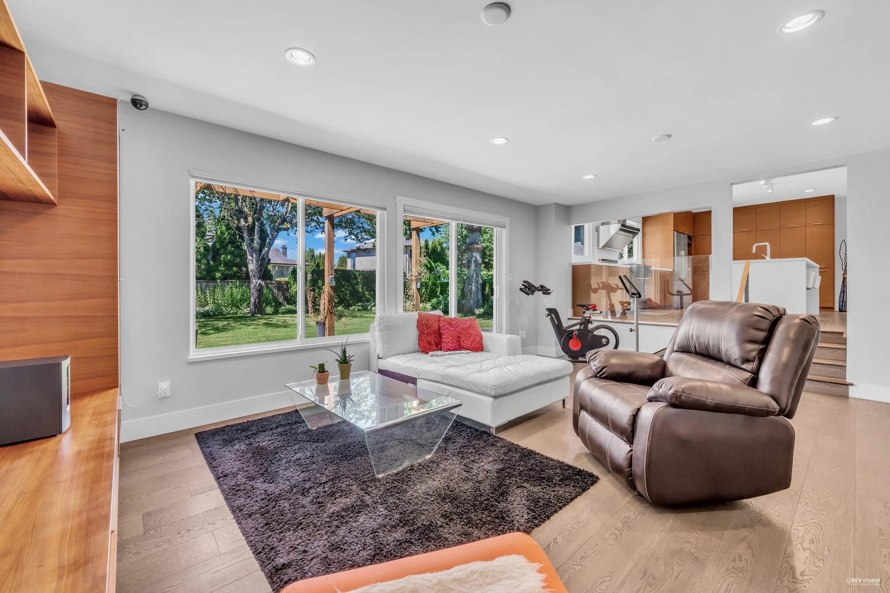 7651 Frobisher Drive