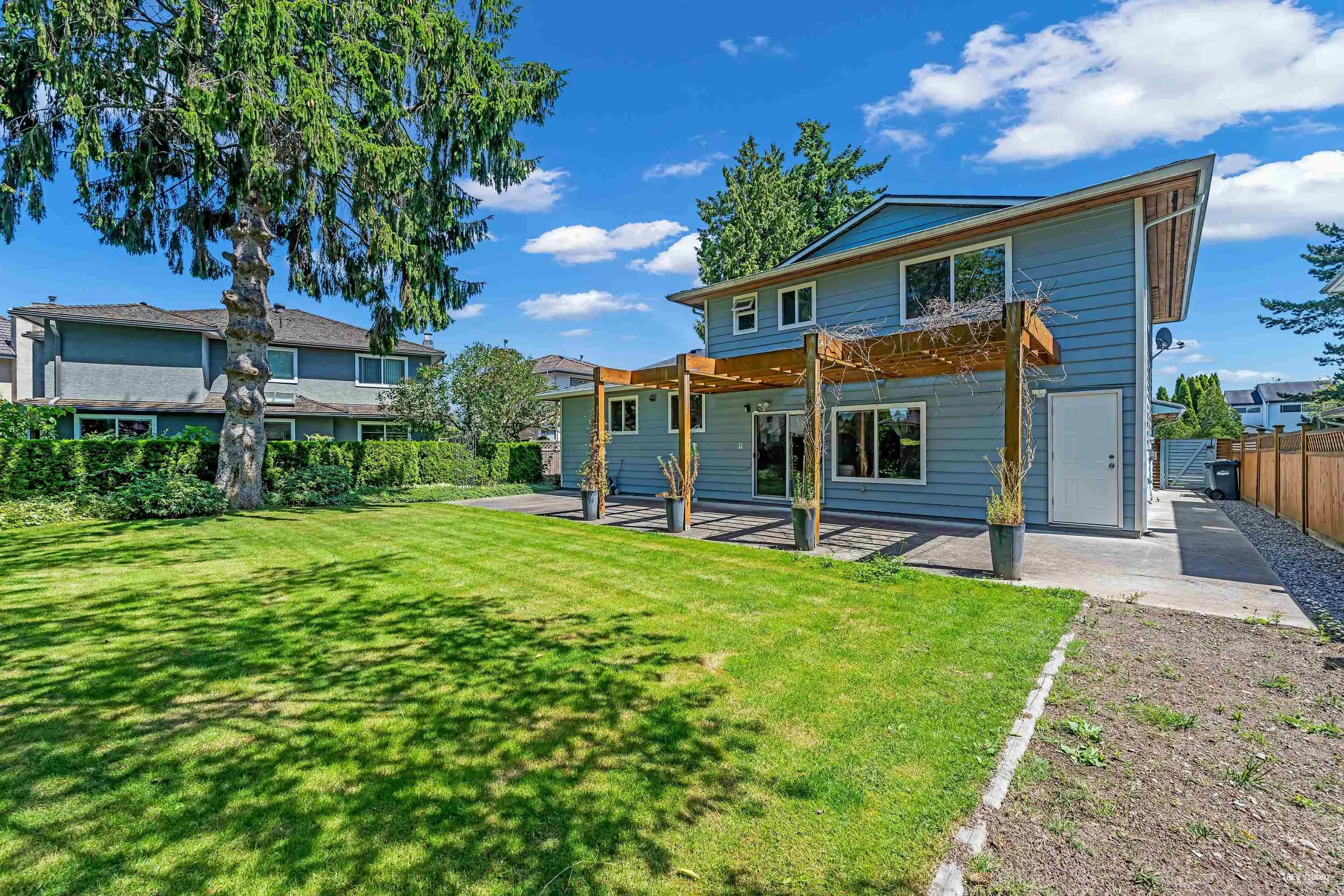 7651 Frobisher Drive