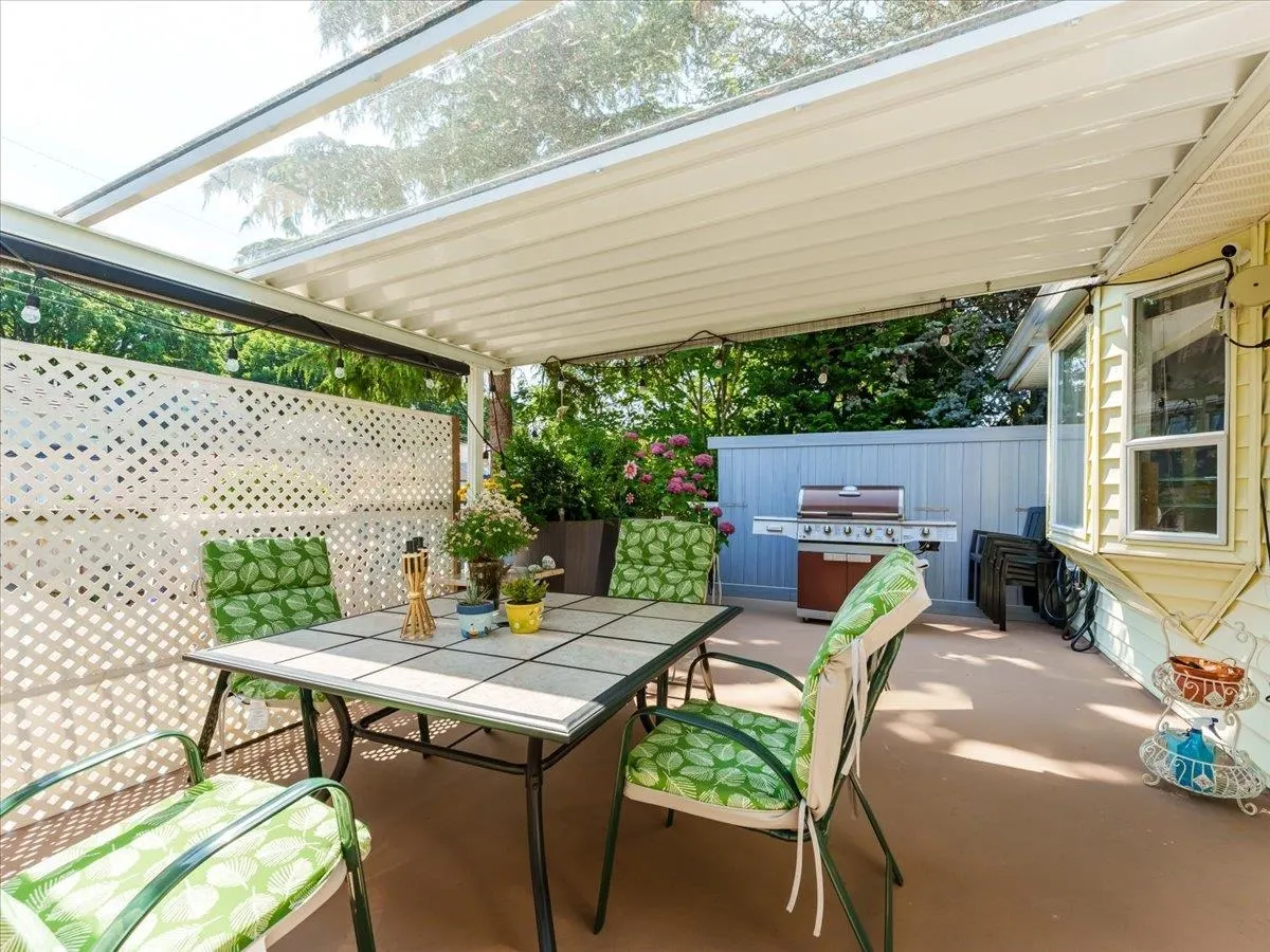 318 W 17th Avenue
