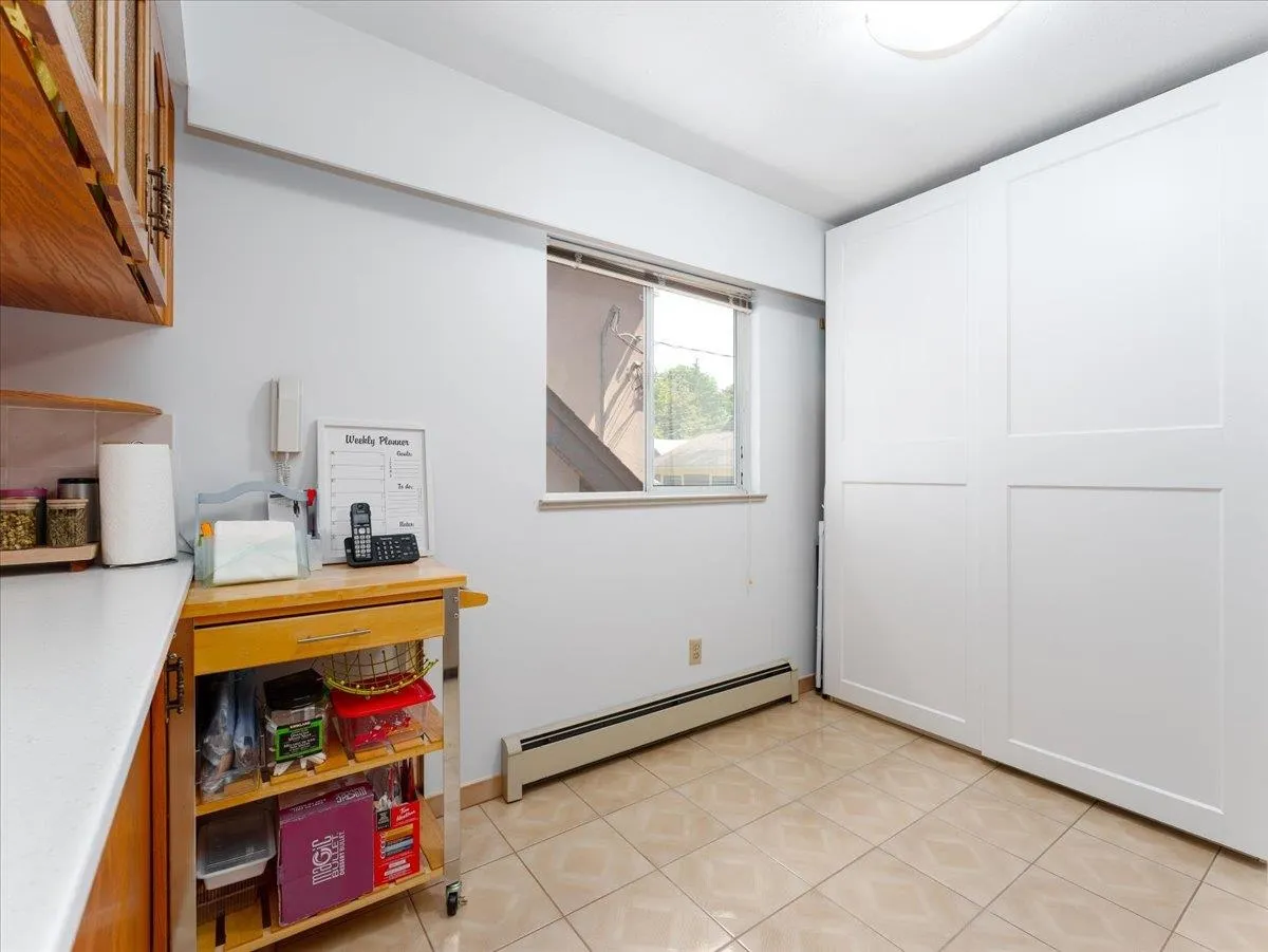 318 W 17th Avenue