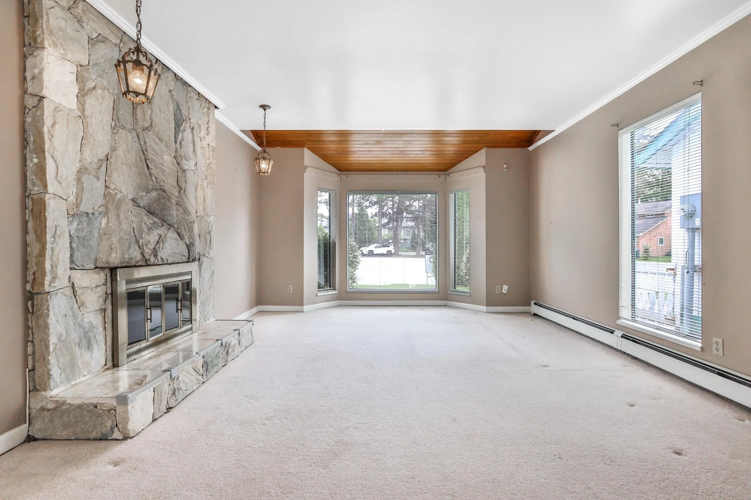 9811 Gilbert Crescent