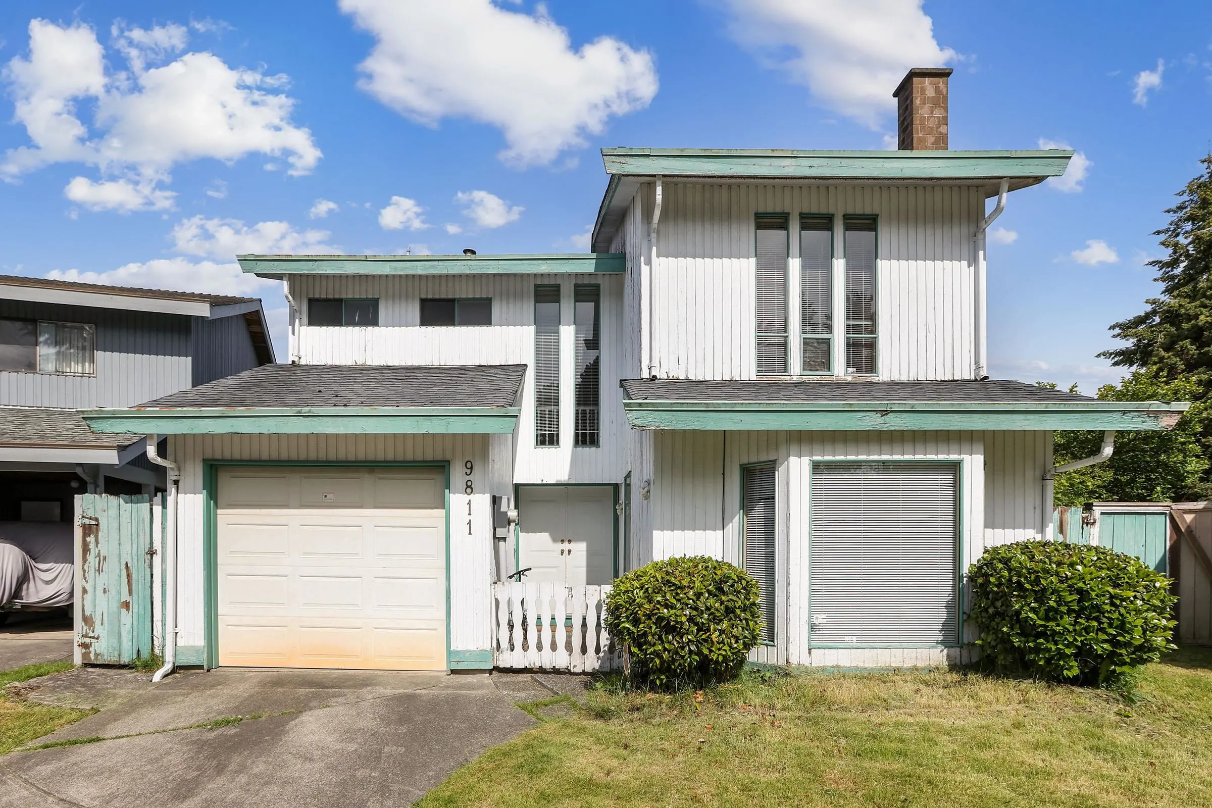 9811 Gilbert Crescent