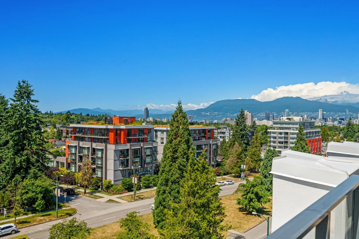 106 4240 Cambie Street
