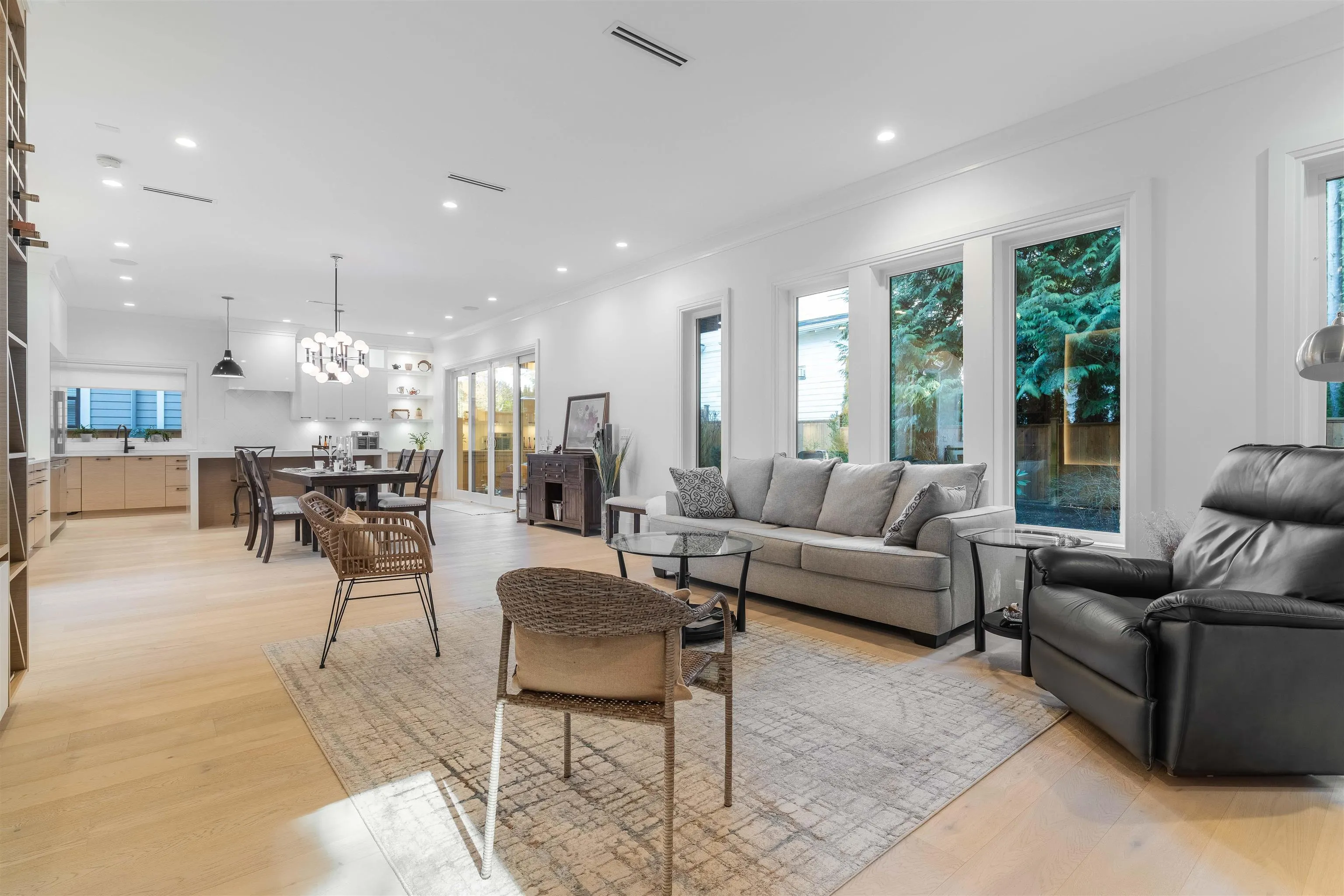 1912 Laronde Drive
